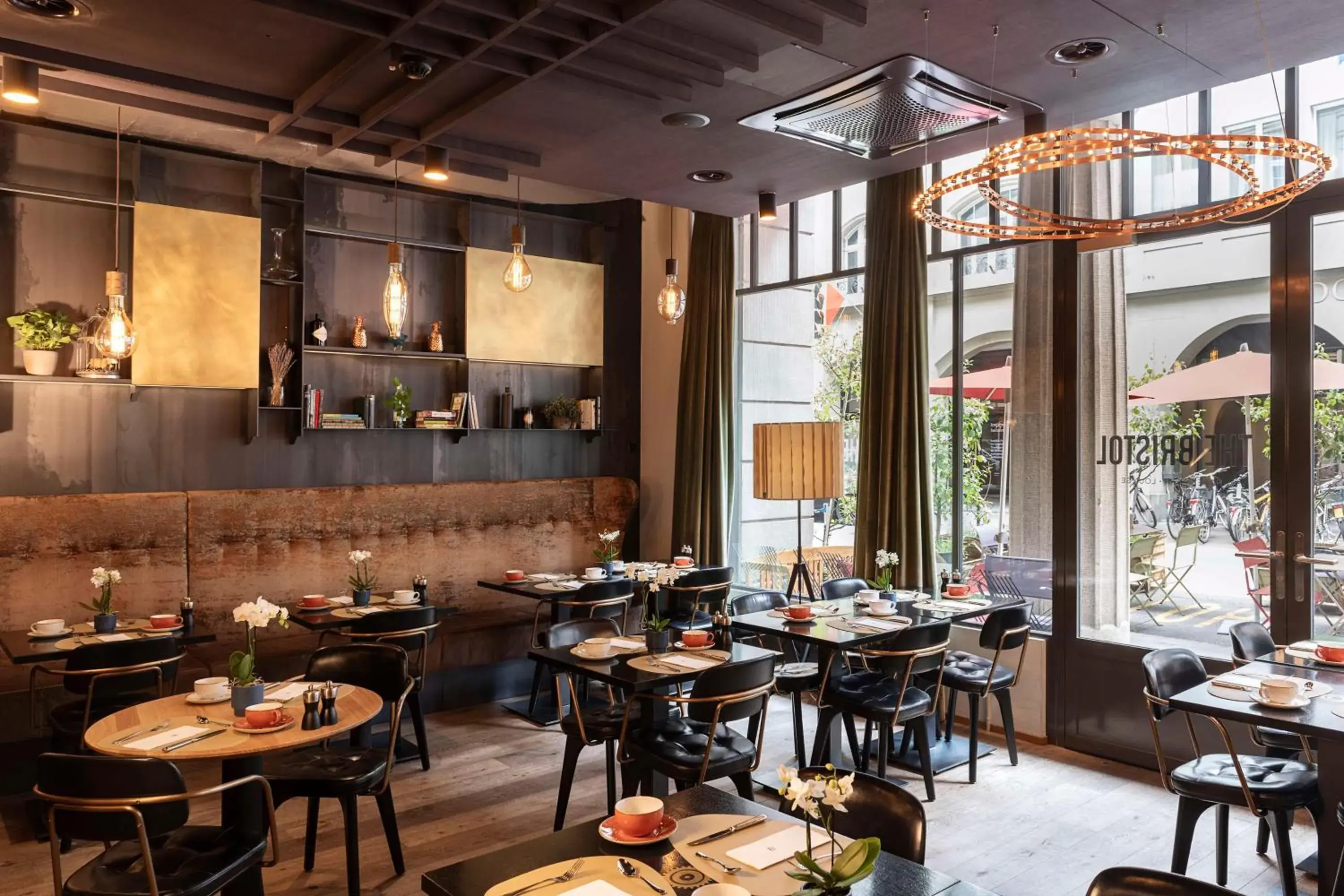 Restaurant/places to eat in NH Bern The Bristol Restaurant/places to eat in NH Bern The Bristol