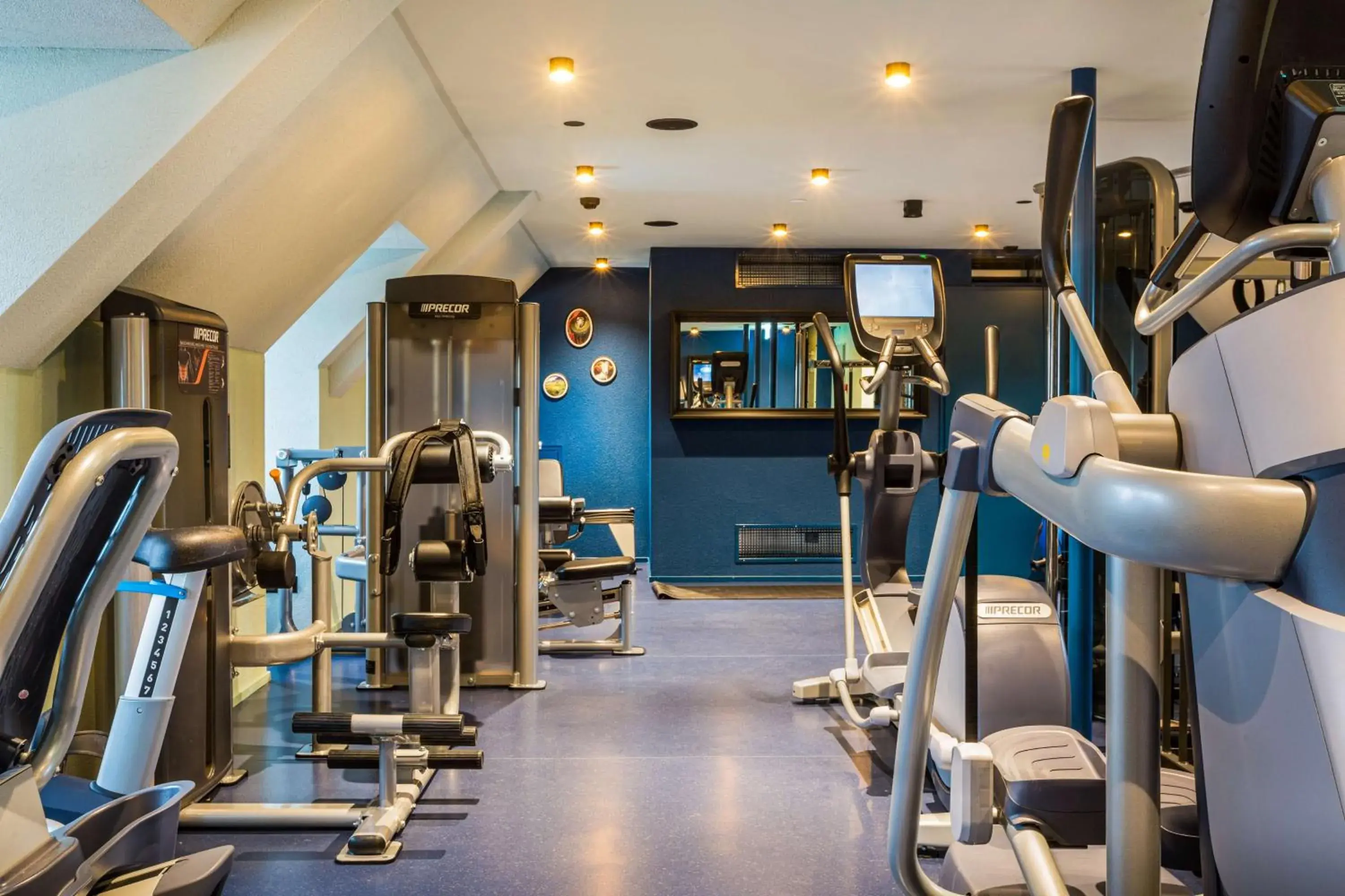 Fitness centre/facilities in NH Bern The Bristol Fitness centre/facilities in NH Bern The Bristol