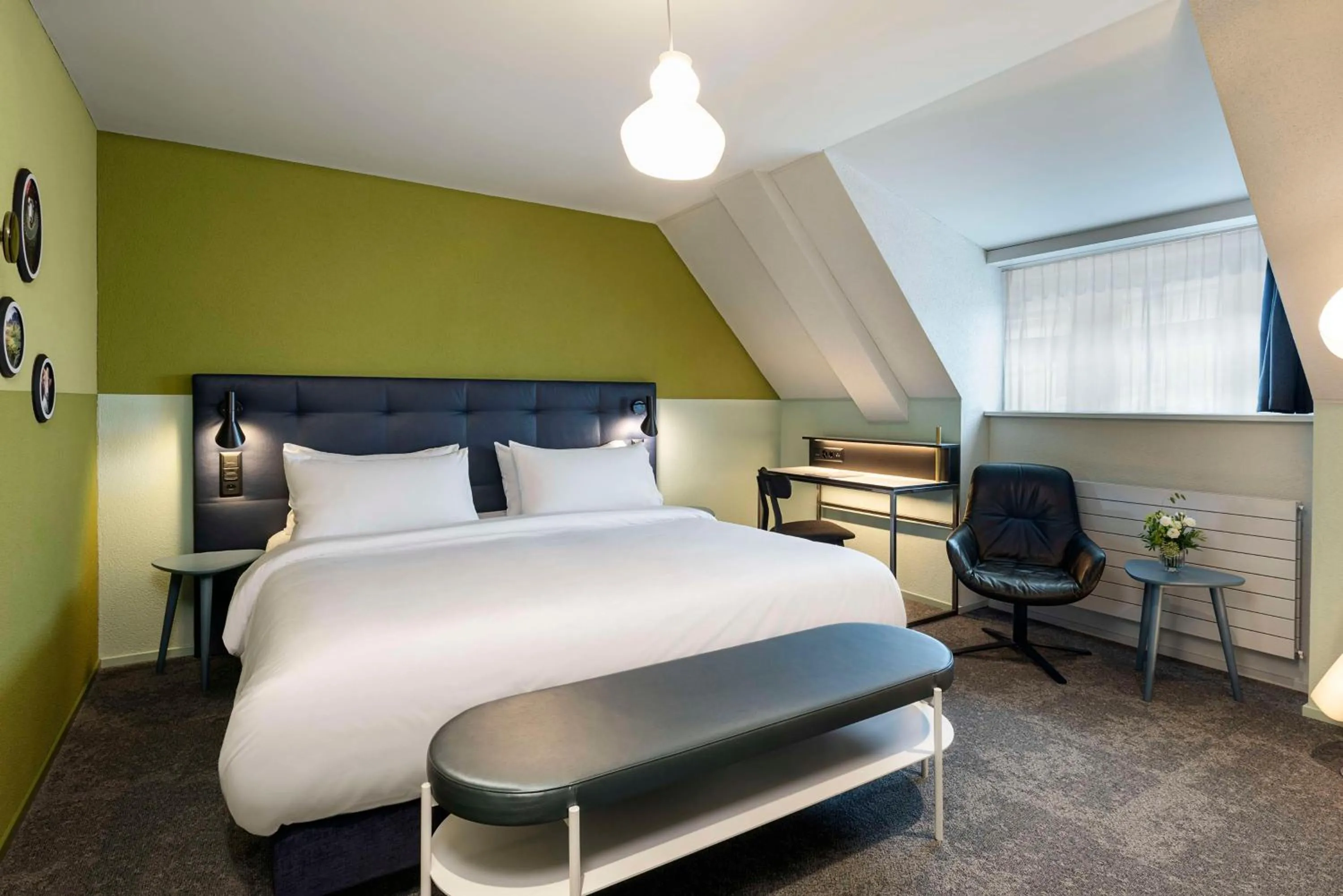 Bedroom, Bed in NH Bern The Bristol