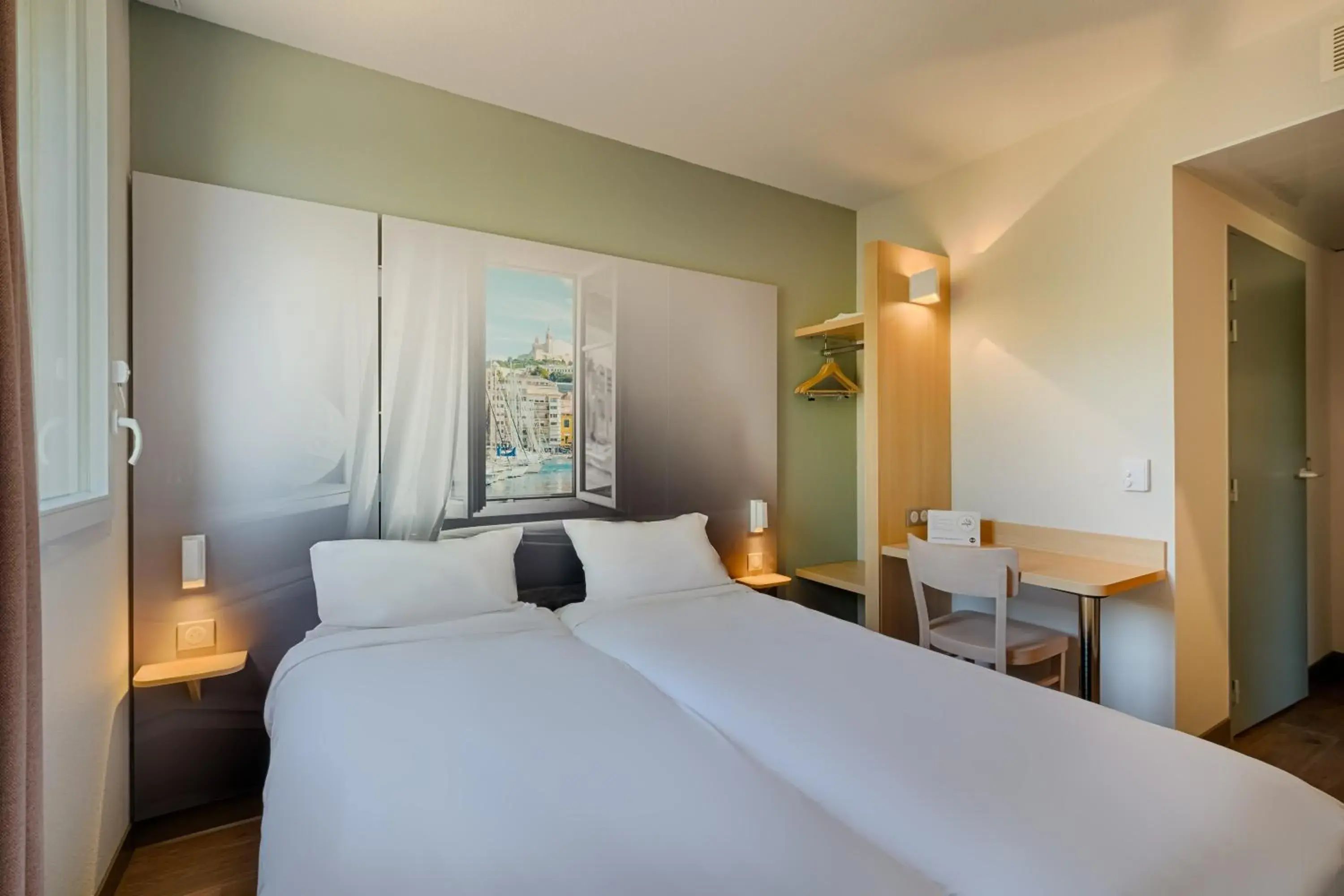 Twin Room in B&B HOTEL Marseille La Valentine St Menet Twin Room in B&B HOTEL Marseille La Valentine St Menet