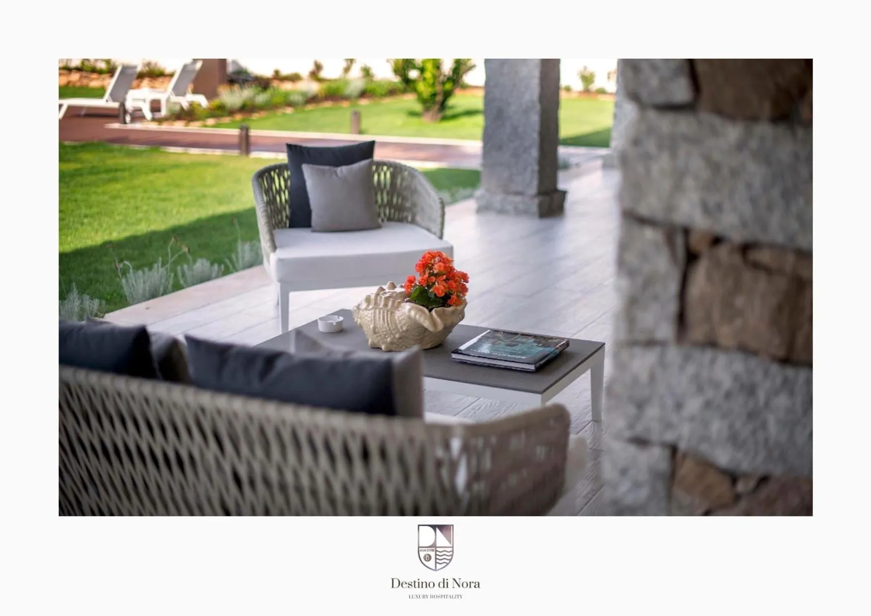 Property building in Destino di Nora