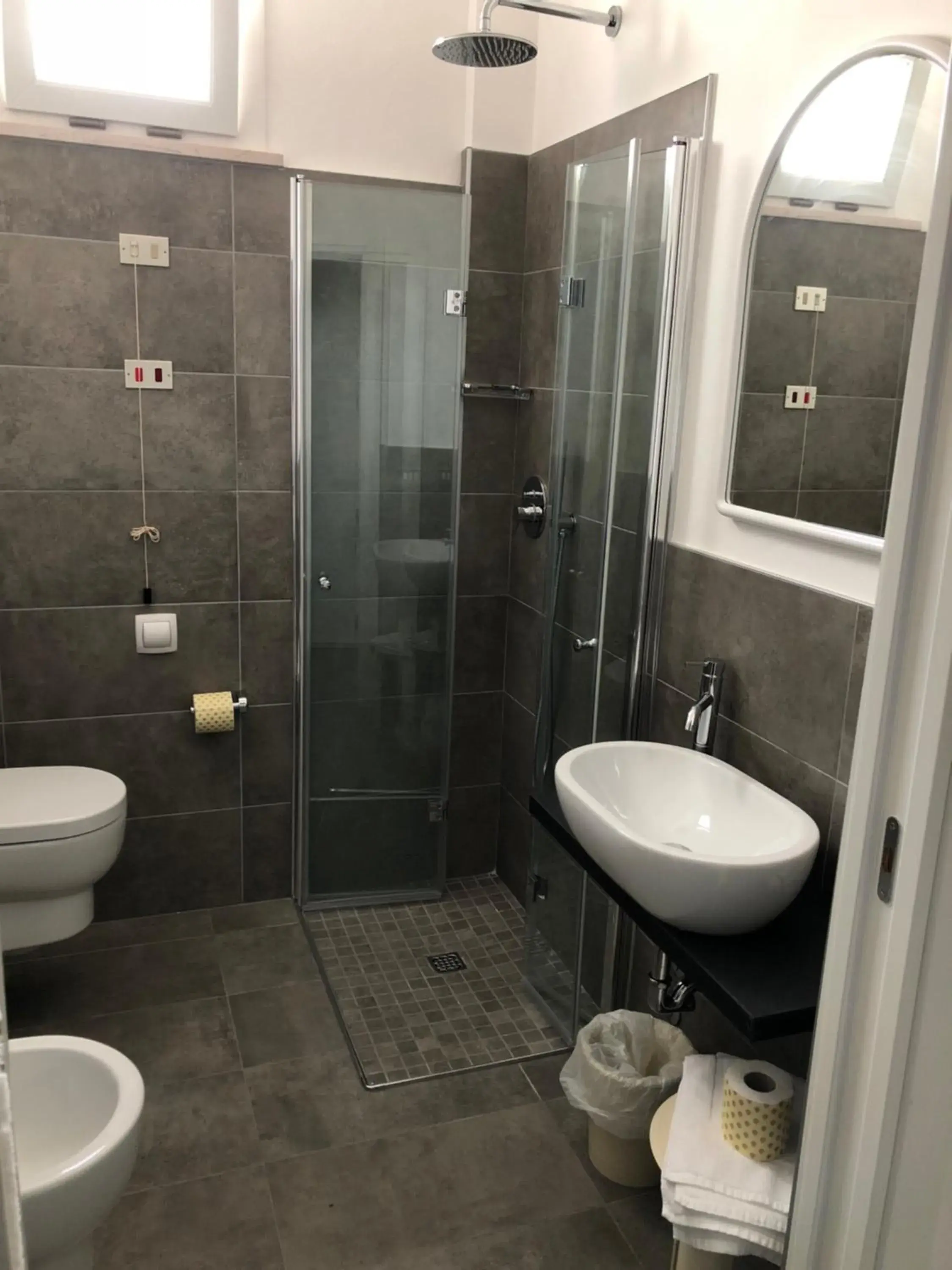 Bathroom in Hotel Eugenio
