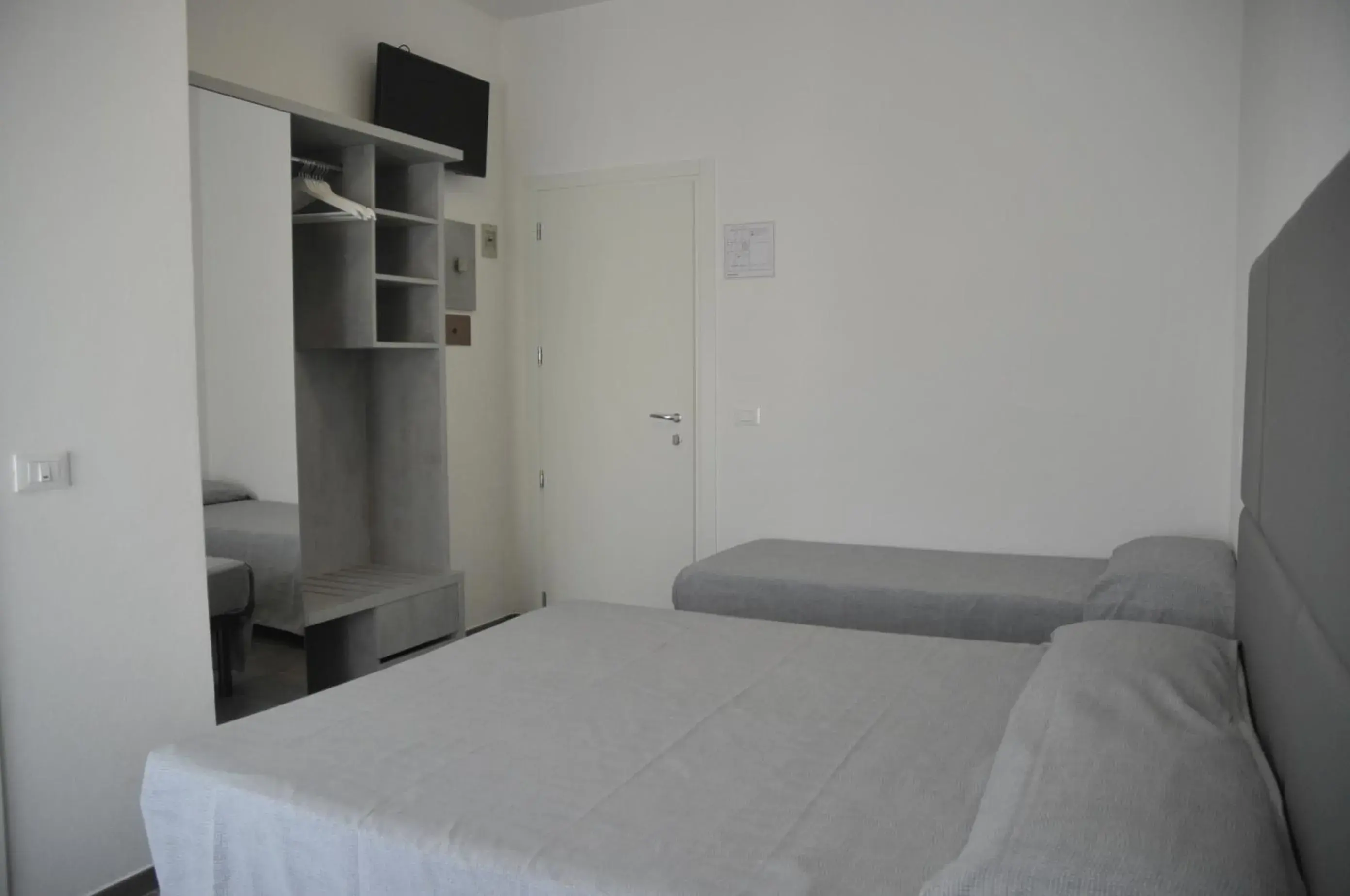 Bedroom, Bed in Hotel Eugenio