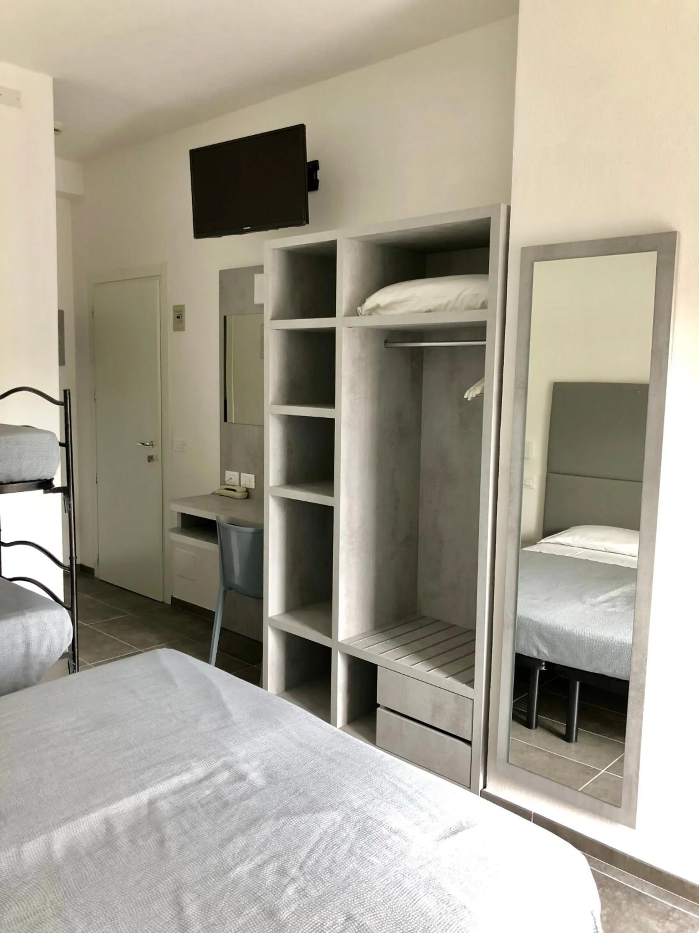 Bedroom, Bed in Hotel Eugenio