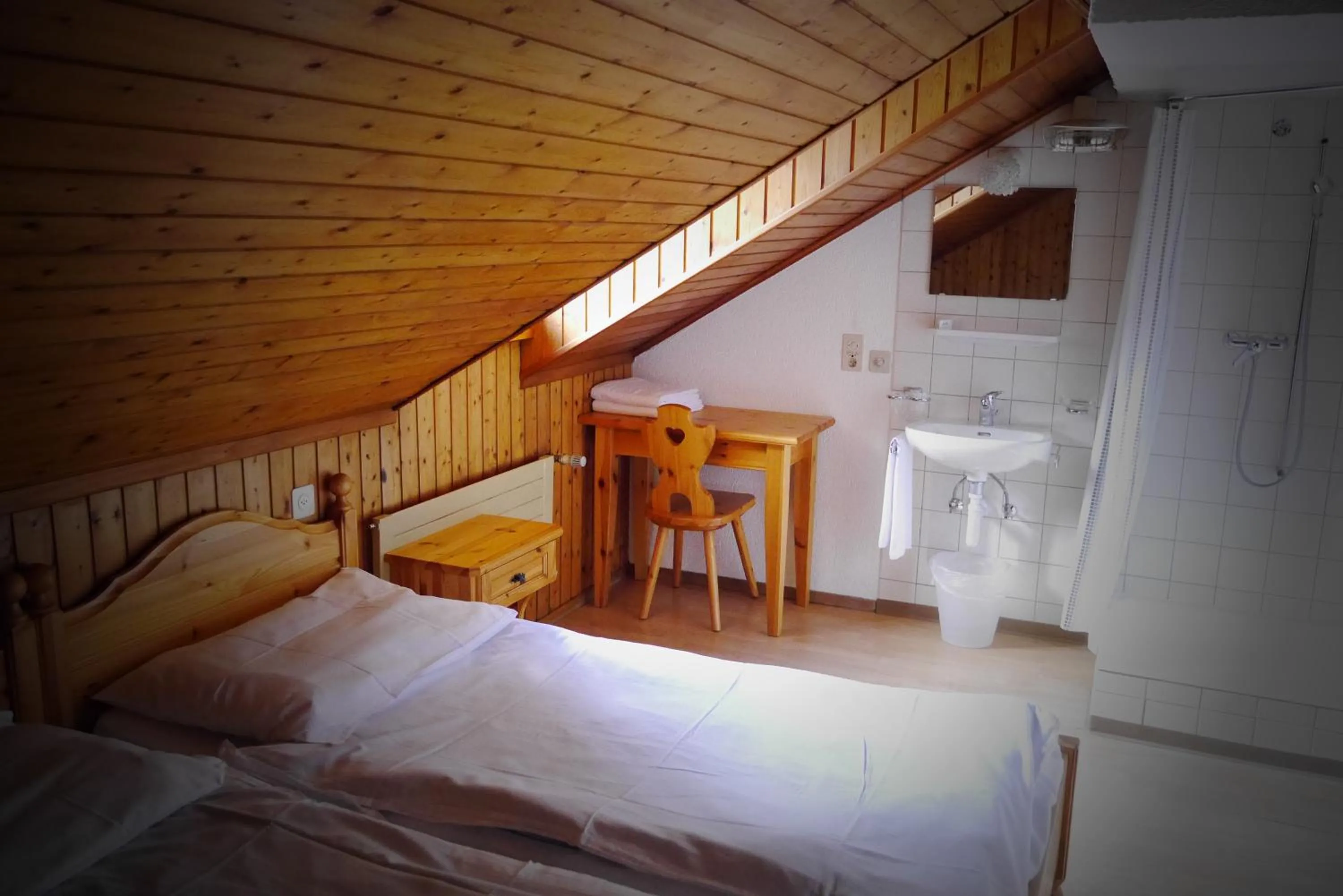 Bedroom in Hôtel - Petit-déjeuner Le Trift