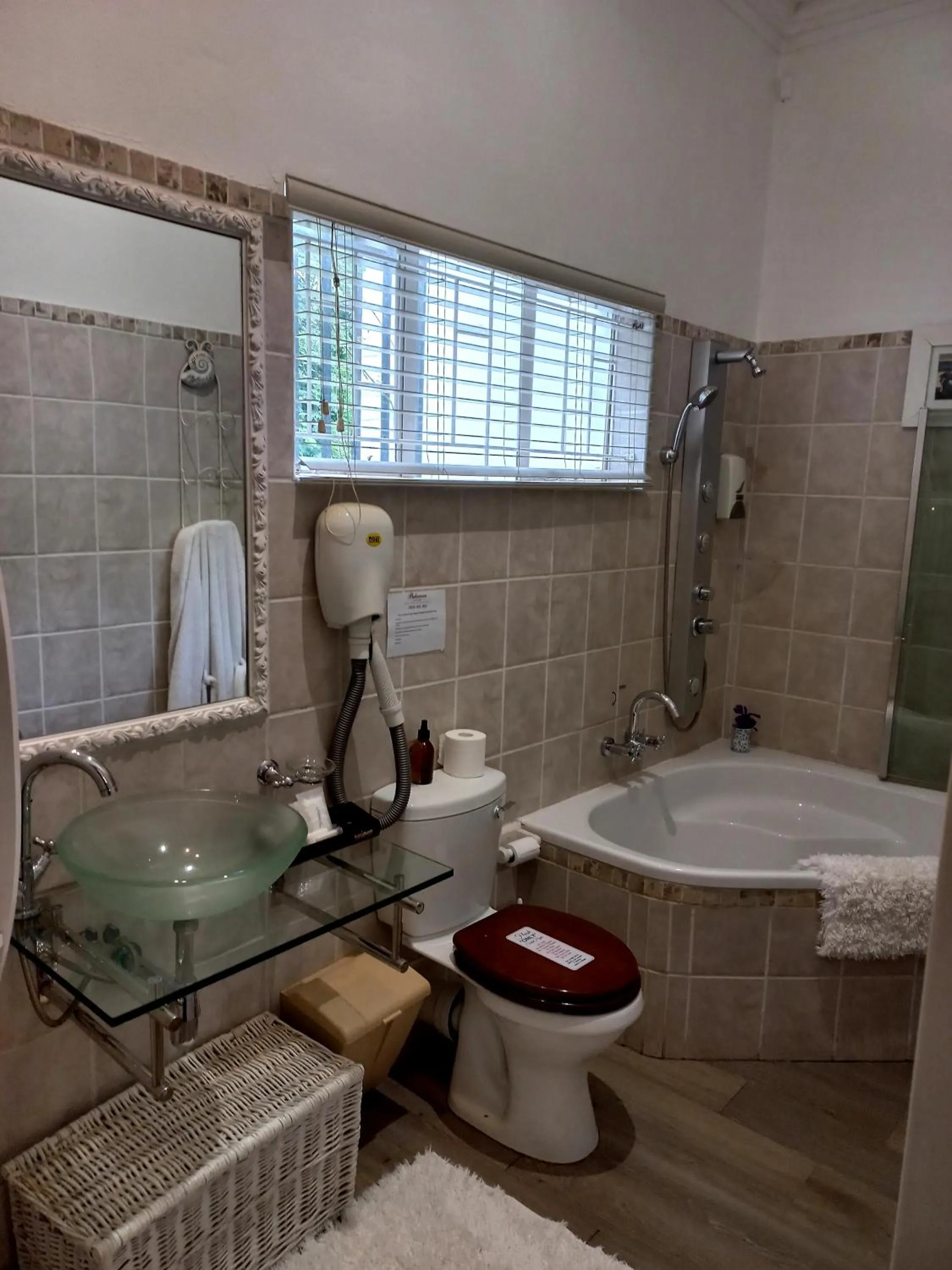 Belurana River Manor