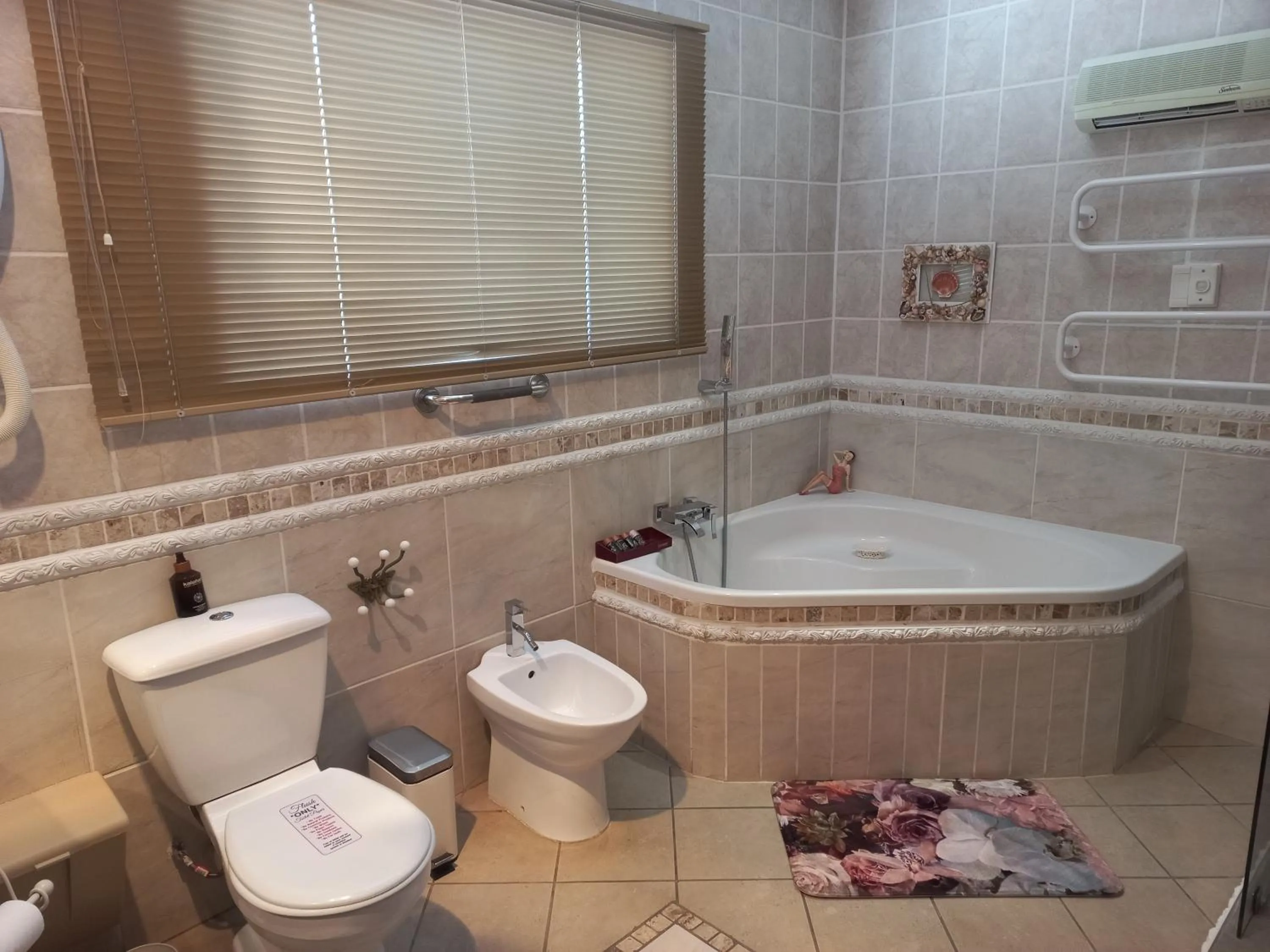 Belurana River Manor