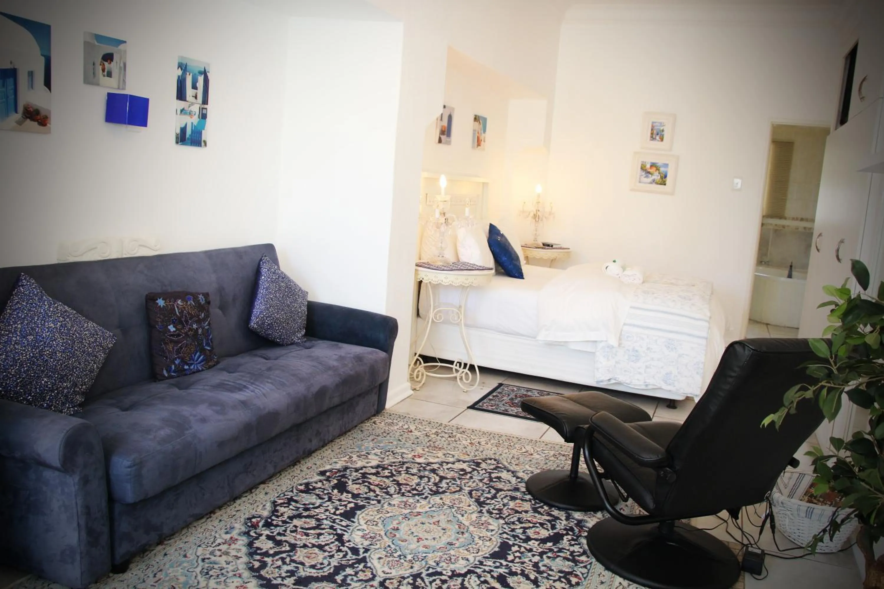 Bedroom in Belurana River Manor