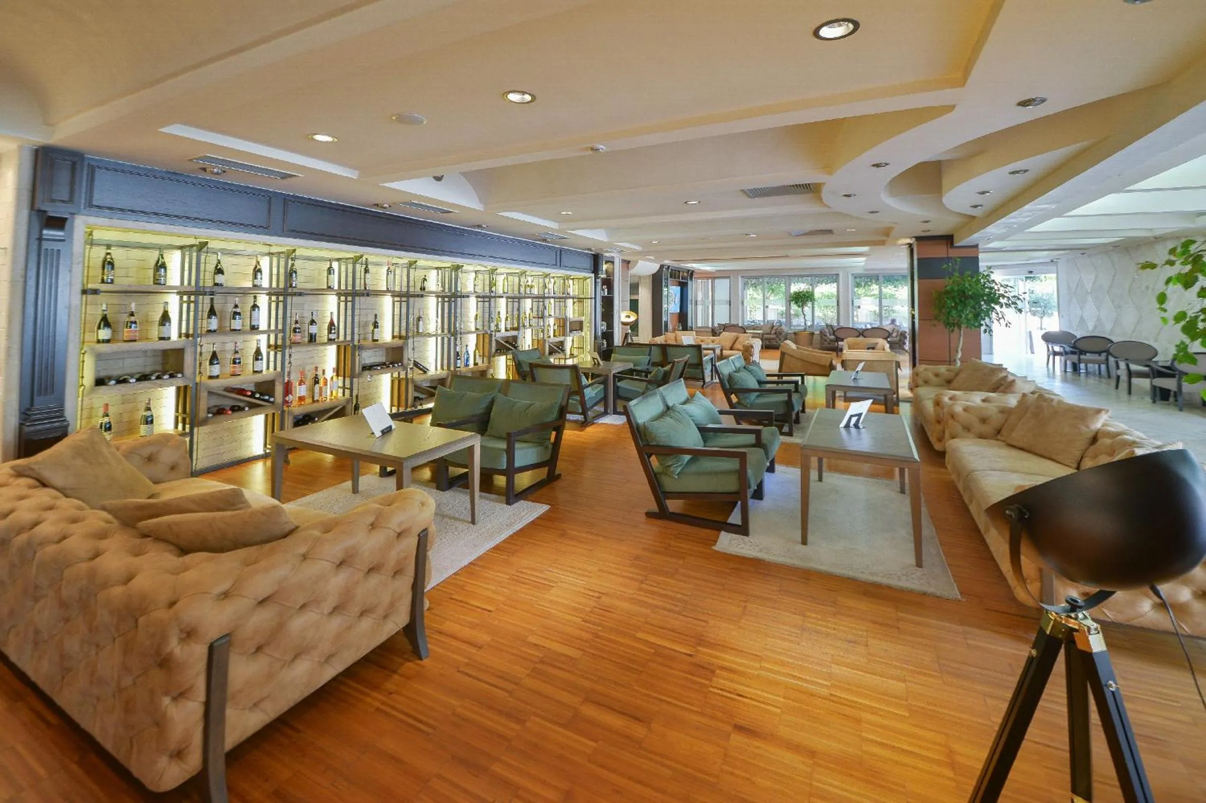 Restaurant/places to eat in Mediteran Hotel & Resort