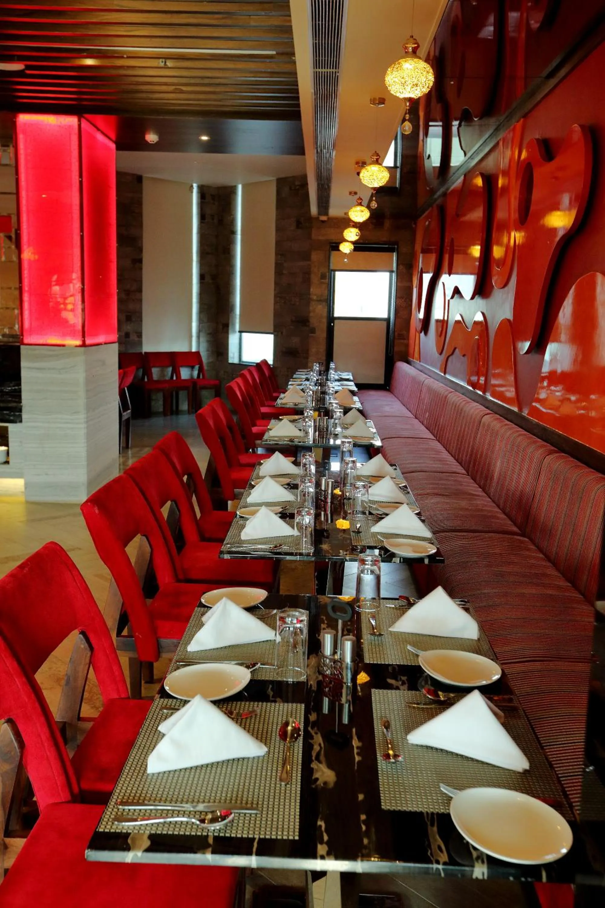 Restaurant/places to eat in Hotel Kasturi Orchid