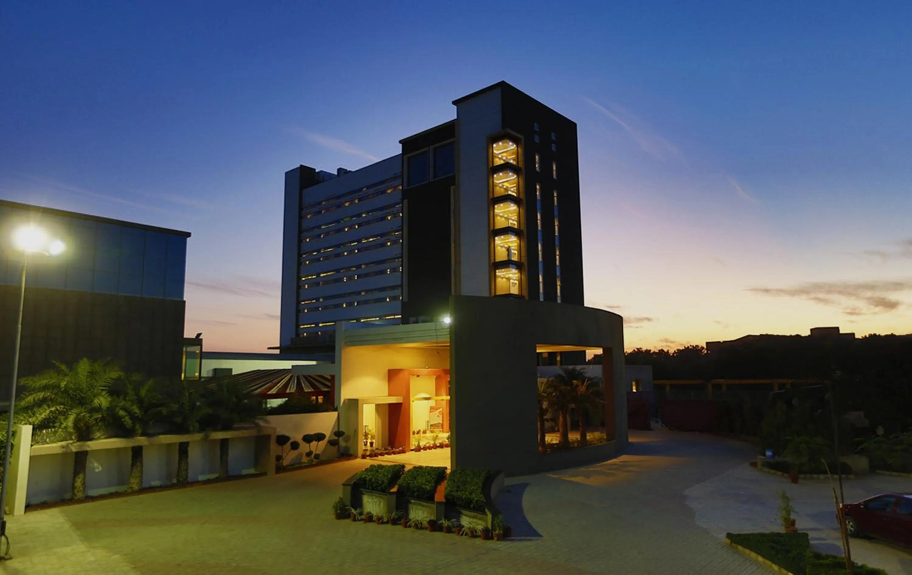 Facade/entrance in Hotel Kasturi Orchid