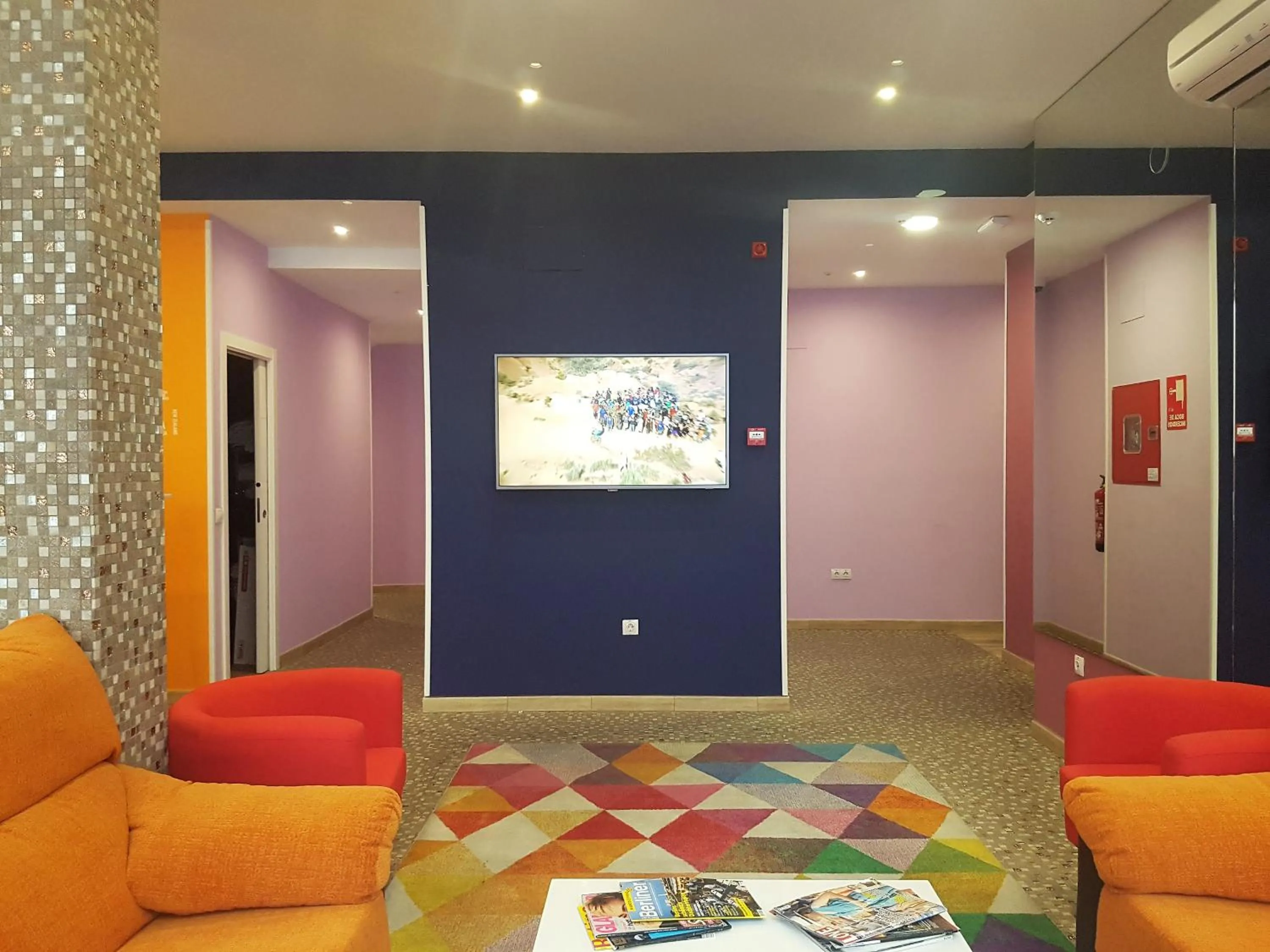 Lobby or reception in Avenida De America Tijcal