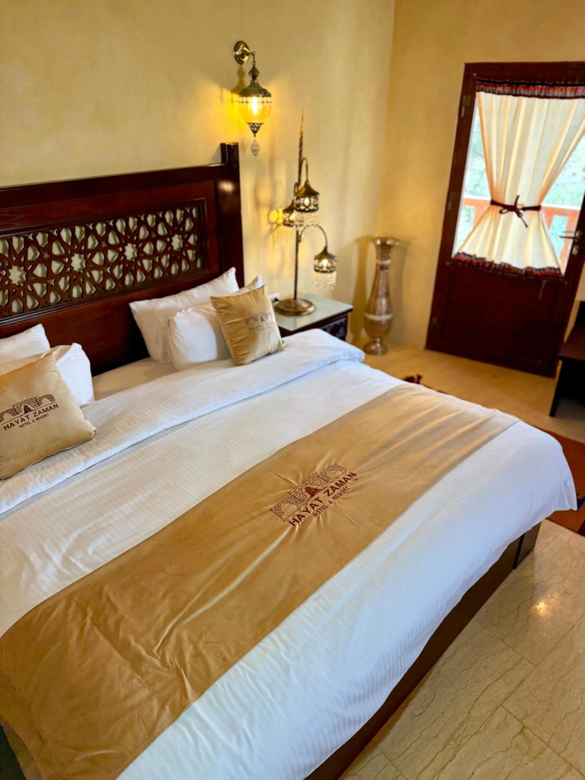 Bed in Hayat Zaman Hotel And Resort Petra