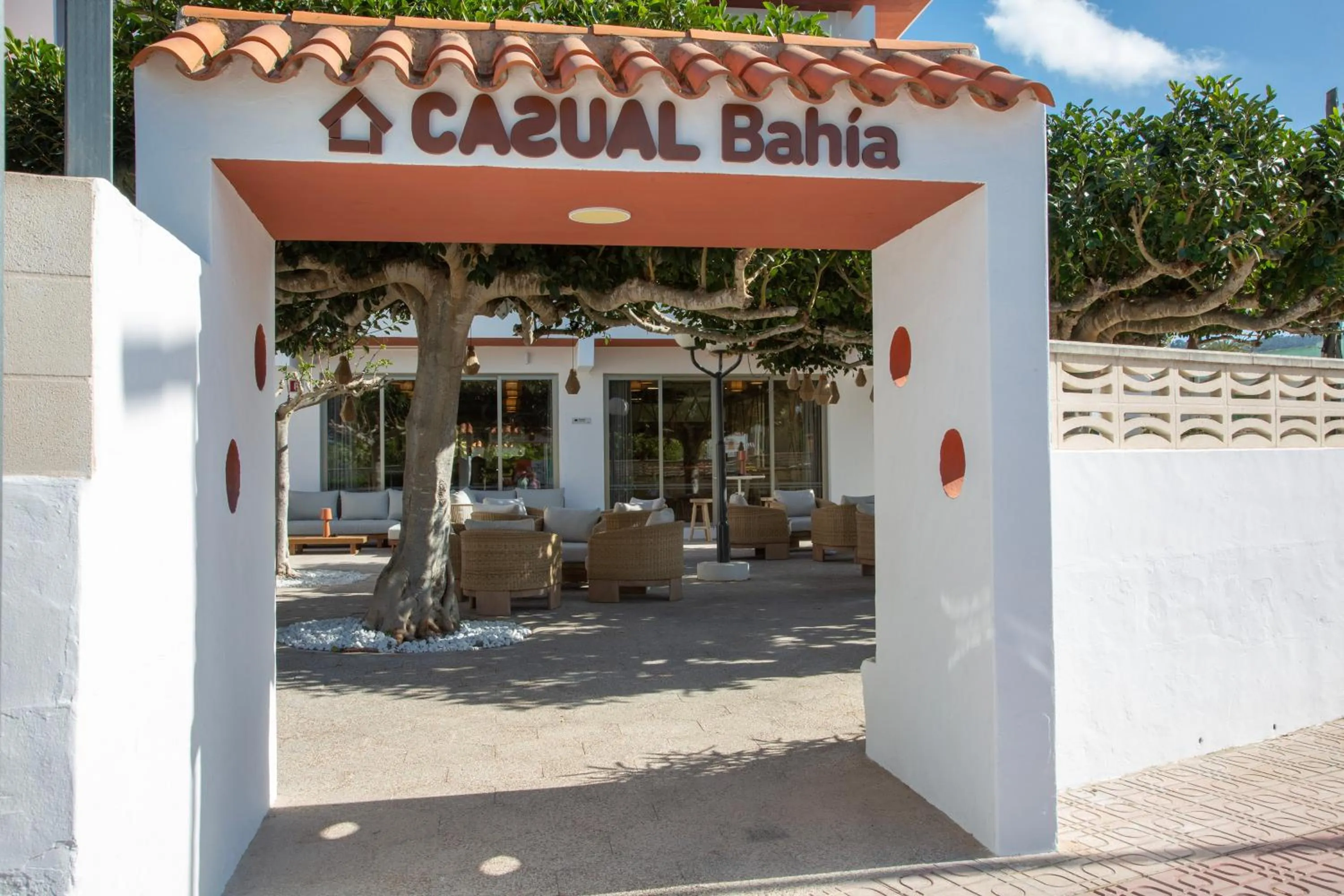 Day in Casual Bahía Ibiza