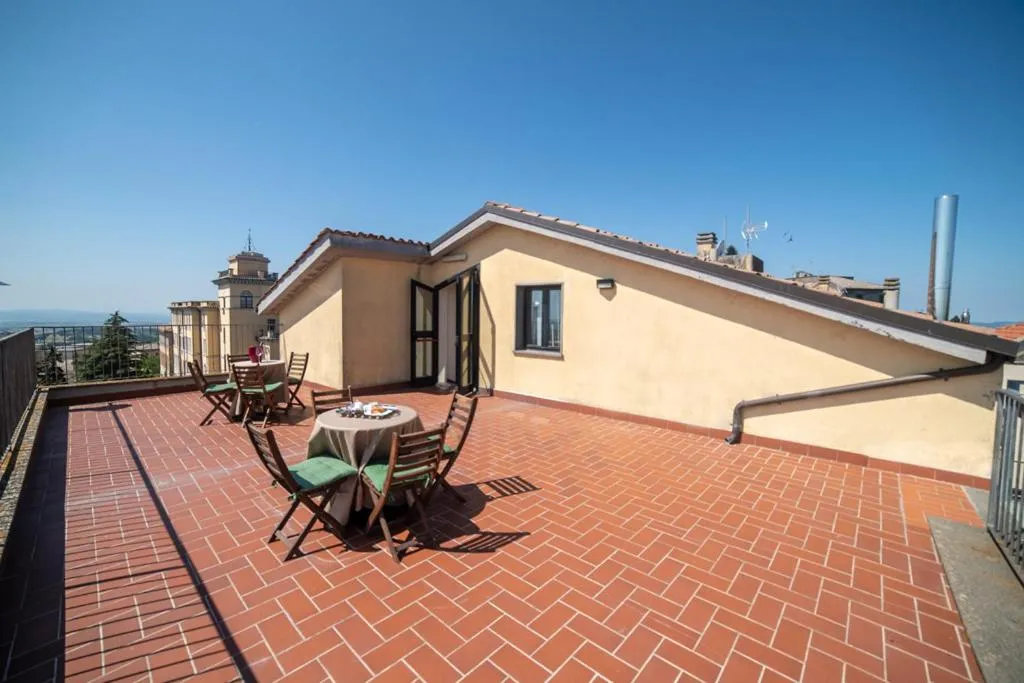 Balcony/Terrace in Hotel Italia & Lombardi