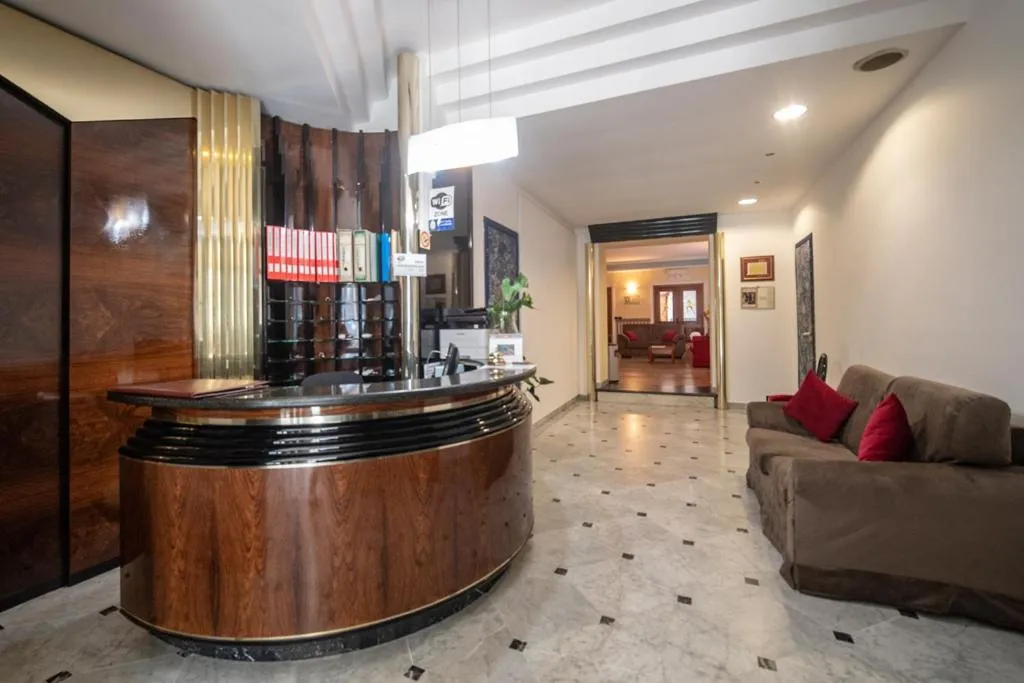 Lobby or reception in Hotel Italia & Lombardi