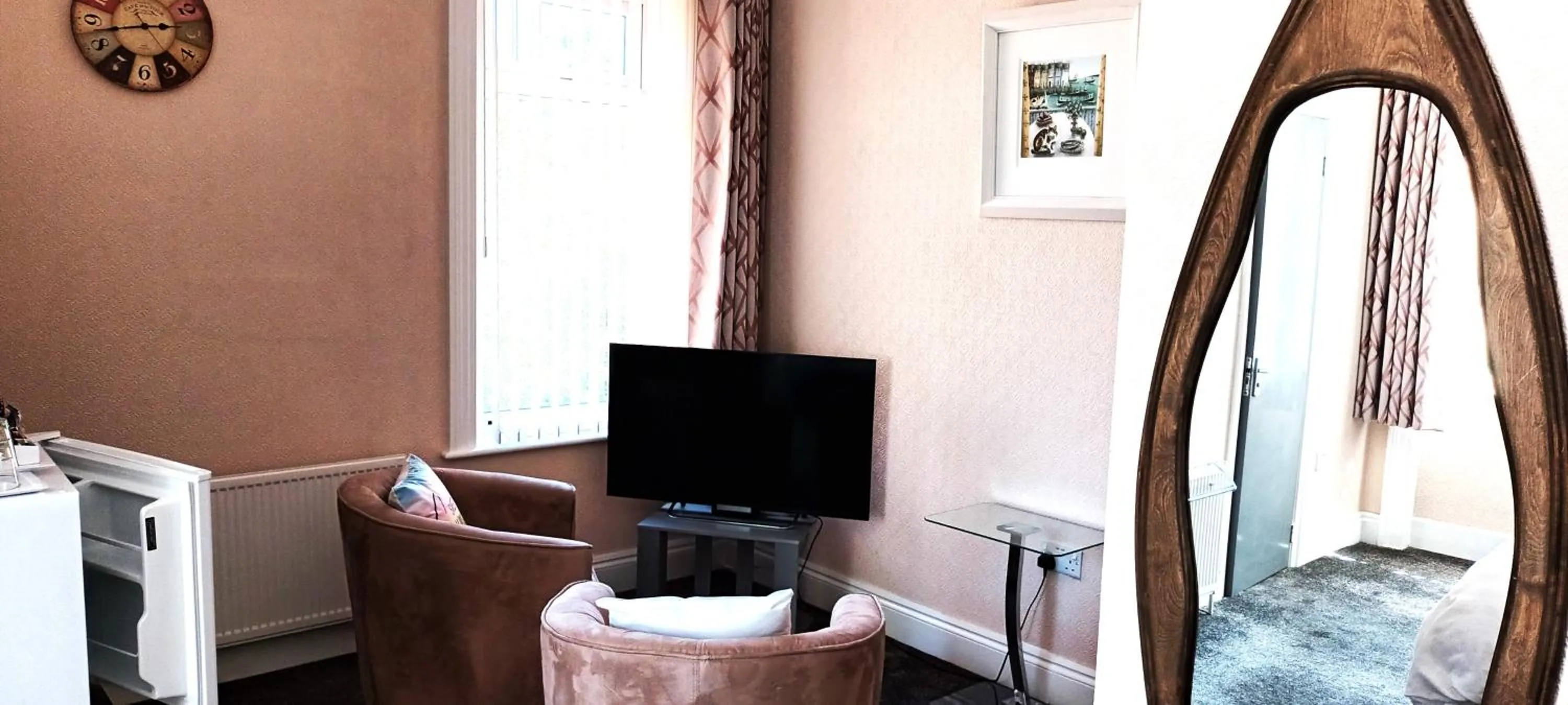 Property building in The Rosscourt