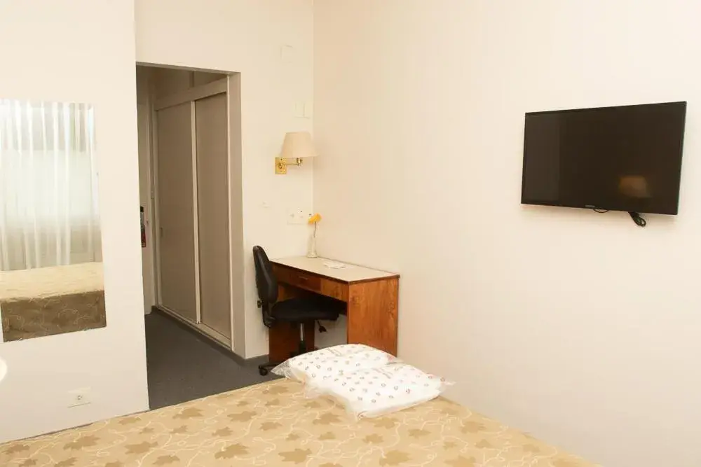 Bed in Comodoro Hotel Bed in Comodoro Hotel