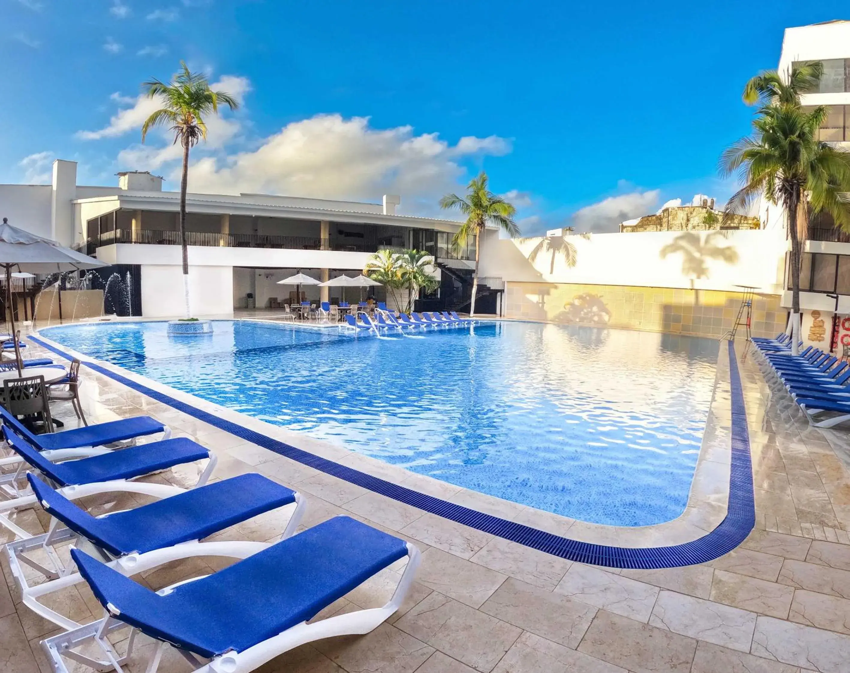 Swimming pool in Sol Caribe San Andrés All Inclusive Swimming pool in Sol Caribe San Andrés All Inclusive