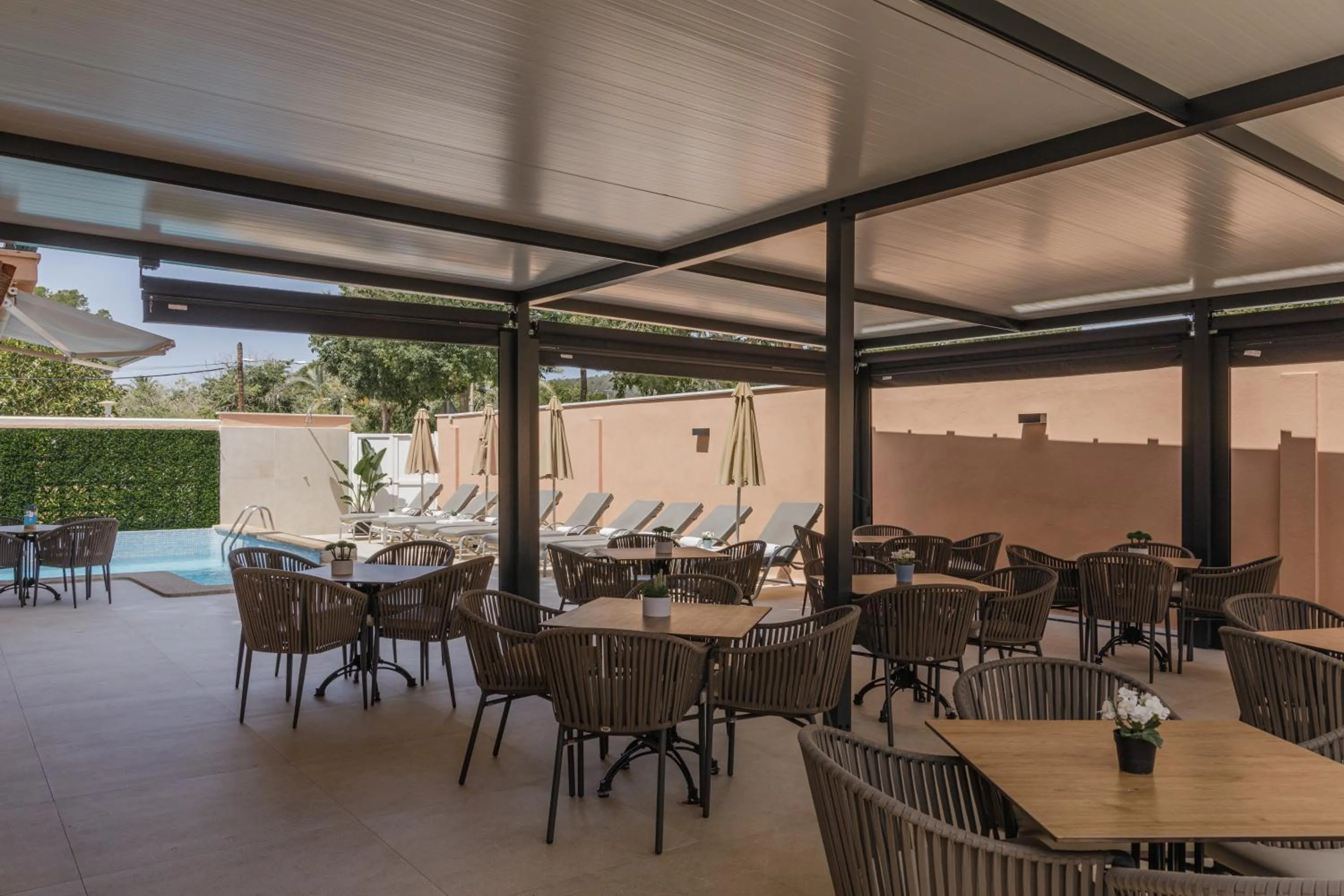 Property building in Hotel Gabarda