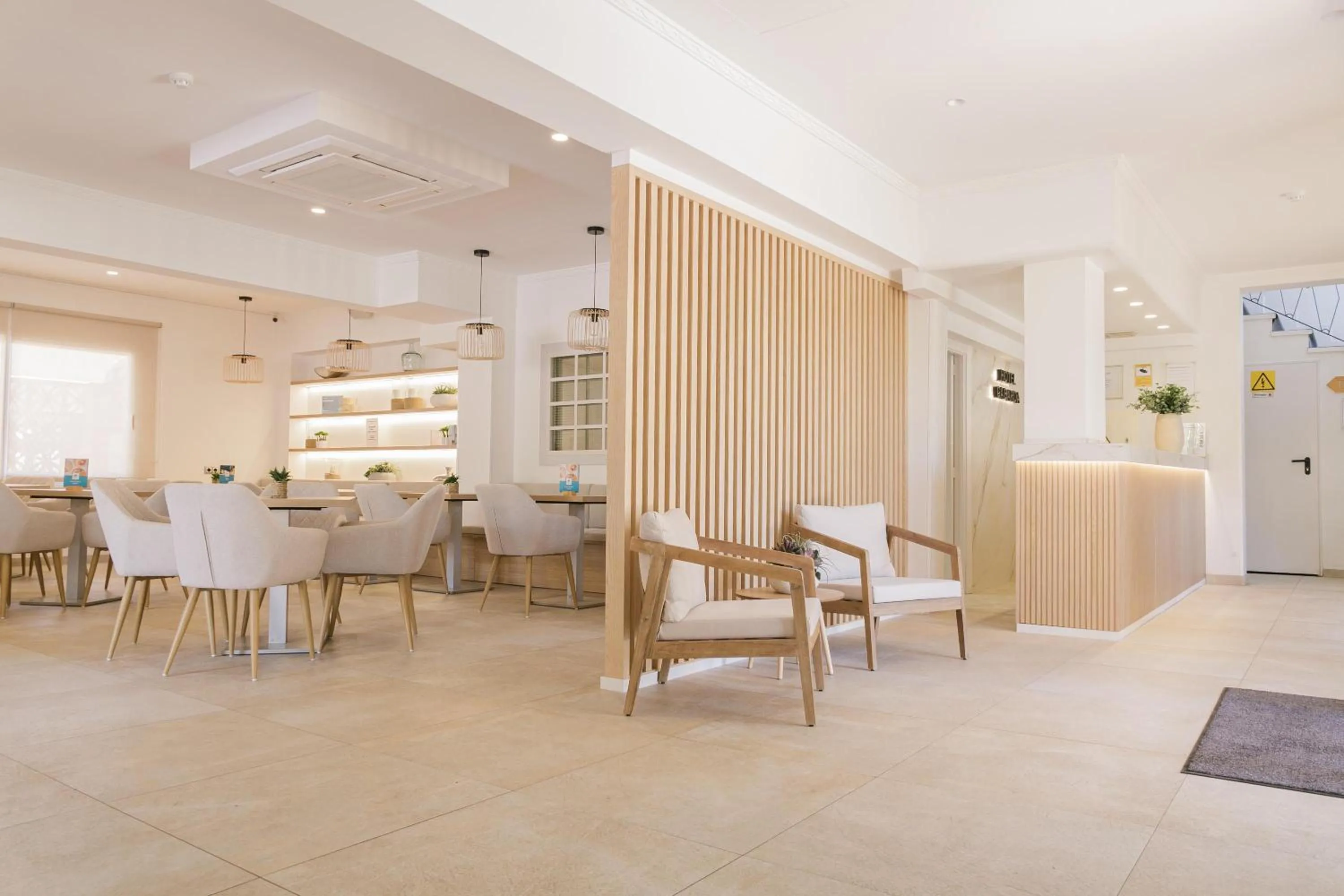 Lobby or reception in Hotel Gabarda