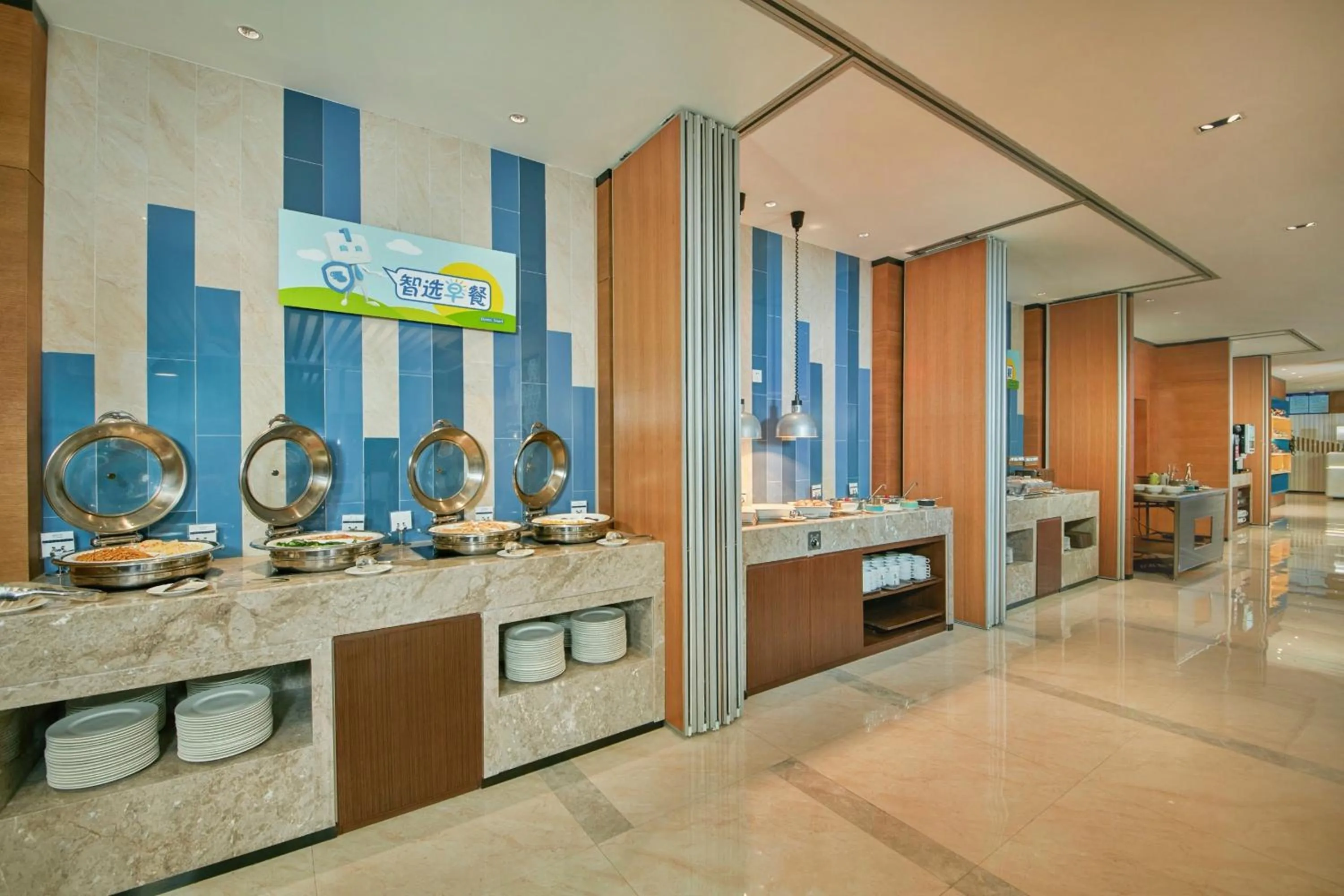 Restaurant/places to eat in Holiday Inn Express Fuzhou Downtown by IHG