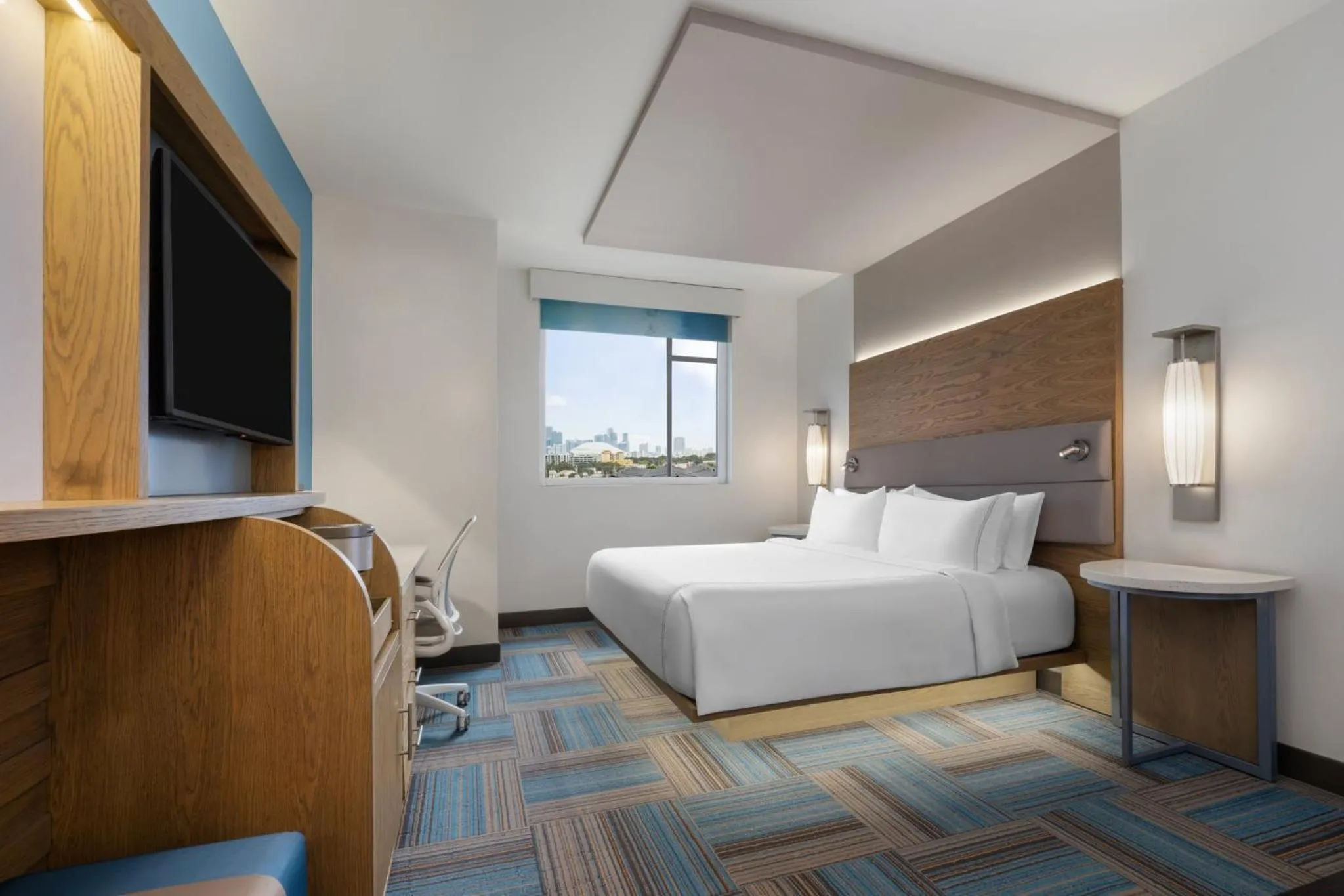 Photo of the whole room, Bed in EVEN Hotel Miami - Airport by IHG