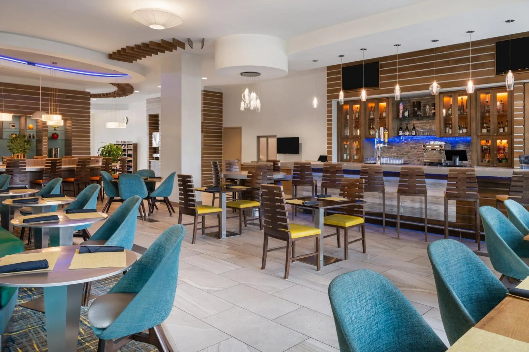 Restaurant/places to eat in EVEN Hotel Miami - Airport by IHG