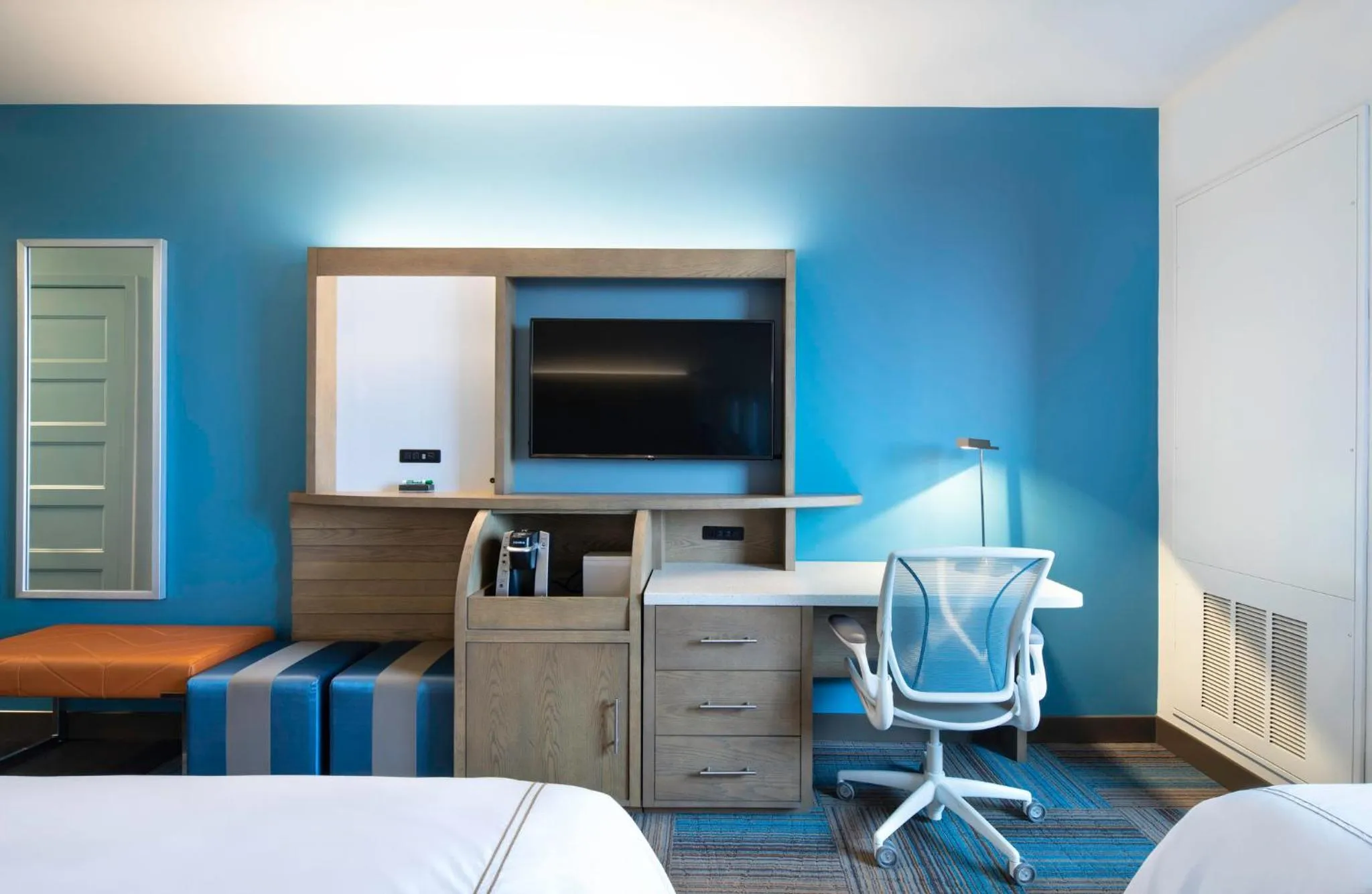 Photo of the whole room, Bed in EVEN Hotel Miami - Airport by IHG