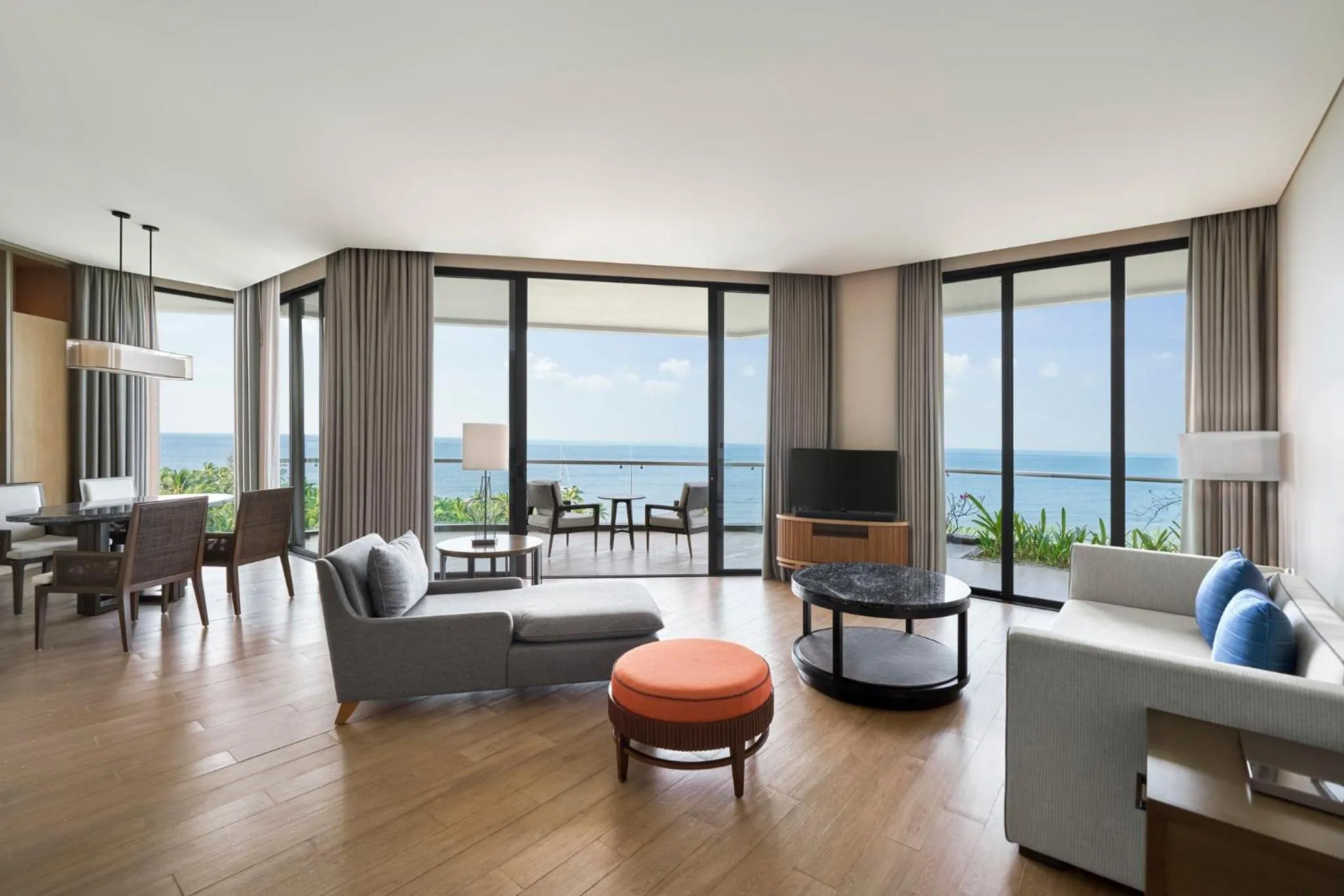 Photo of the whole room in InterContinental Phu Quoc Long Beach Resort by IHG