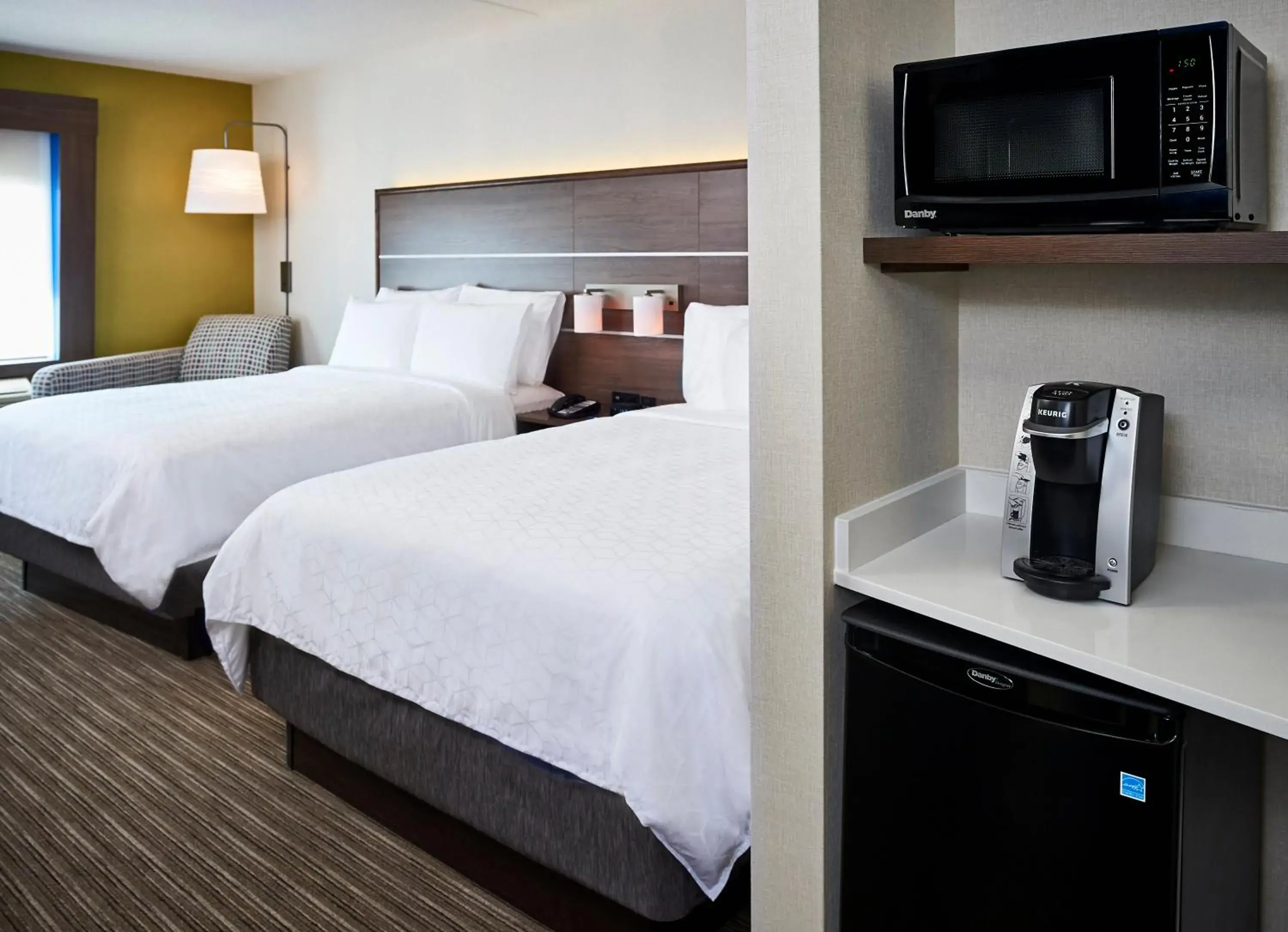 Photo of the whole room, Bed in Holiday Inn Express Niagara-On-The-Lake by IHG Photo of the whole room, Bed in Holiday Inn Express Niagara-On-The-Lake by IHG
