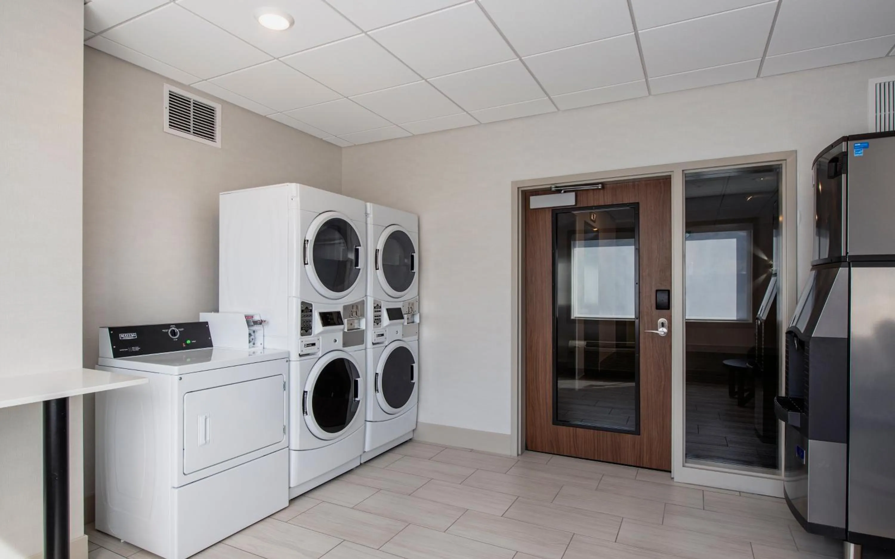 Other in Holiday Inn Express & Suites Kelowna - East by IHG