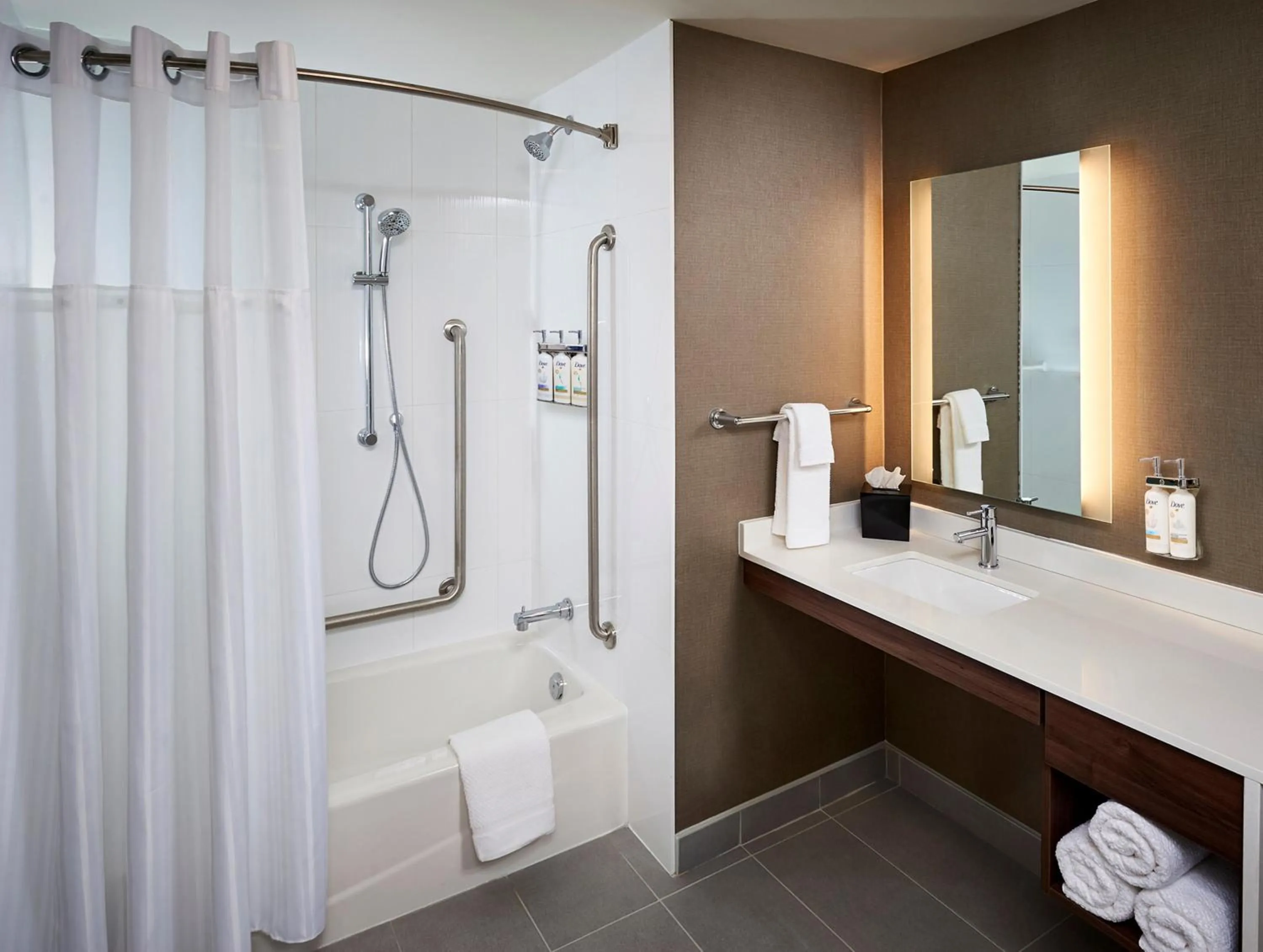 Bathroom in Staybridge Suites Niagara-On-The-Lake by IHG