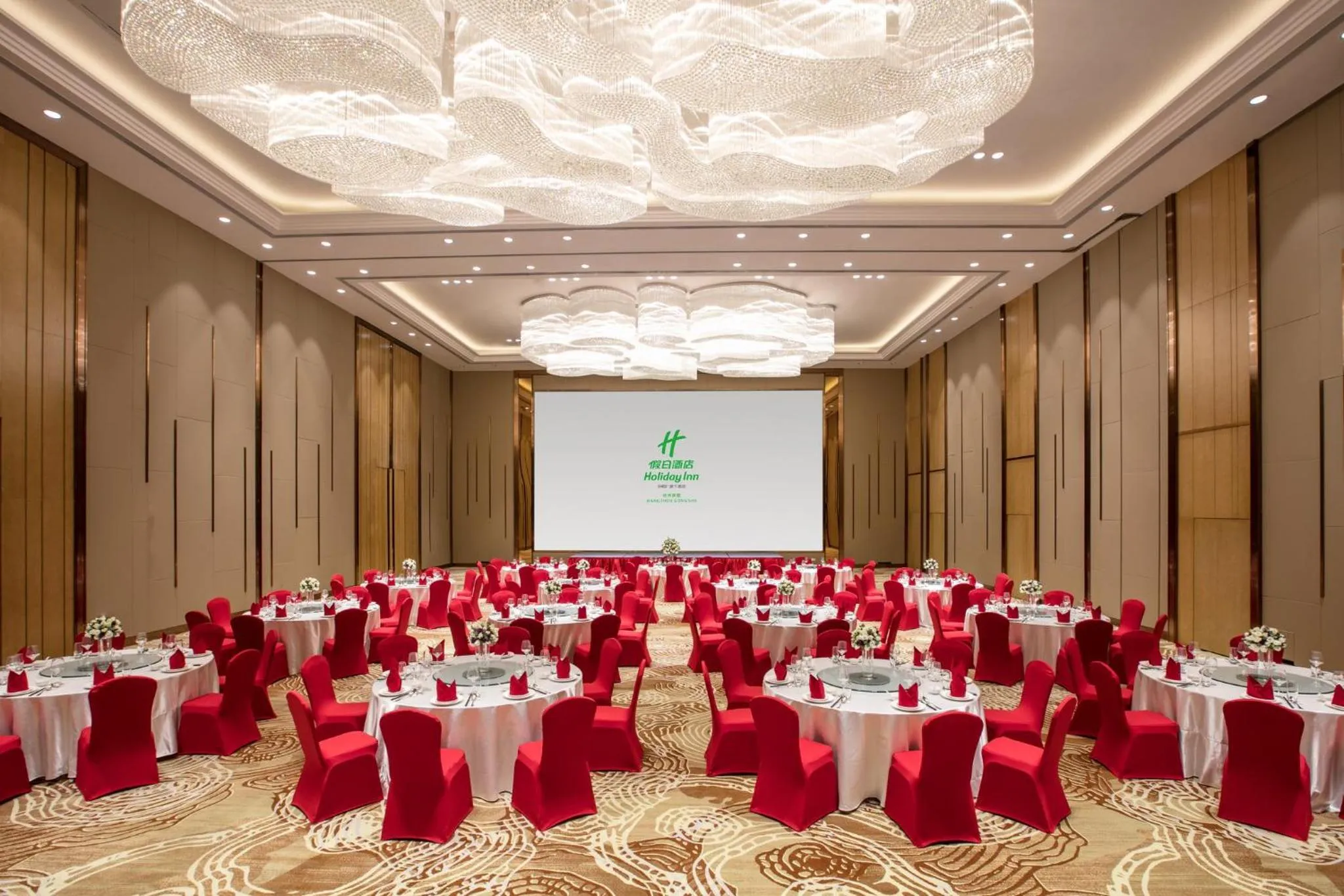 Meeting/conference room in Holiday Inn Hangzhou Gongshu by IHG