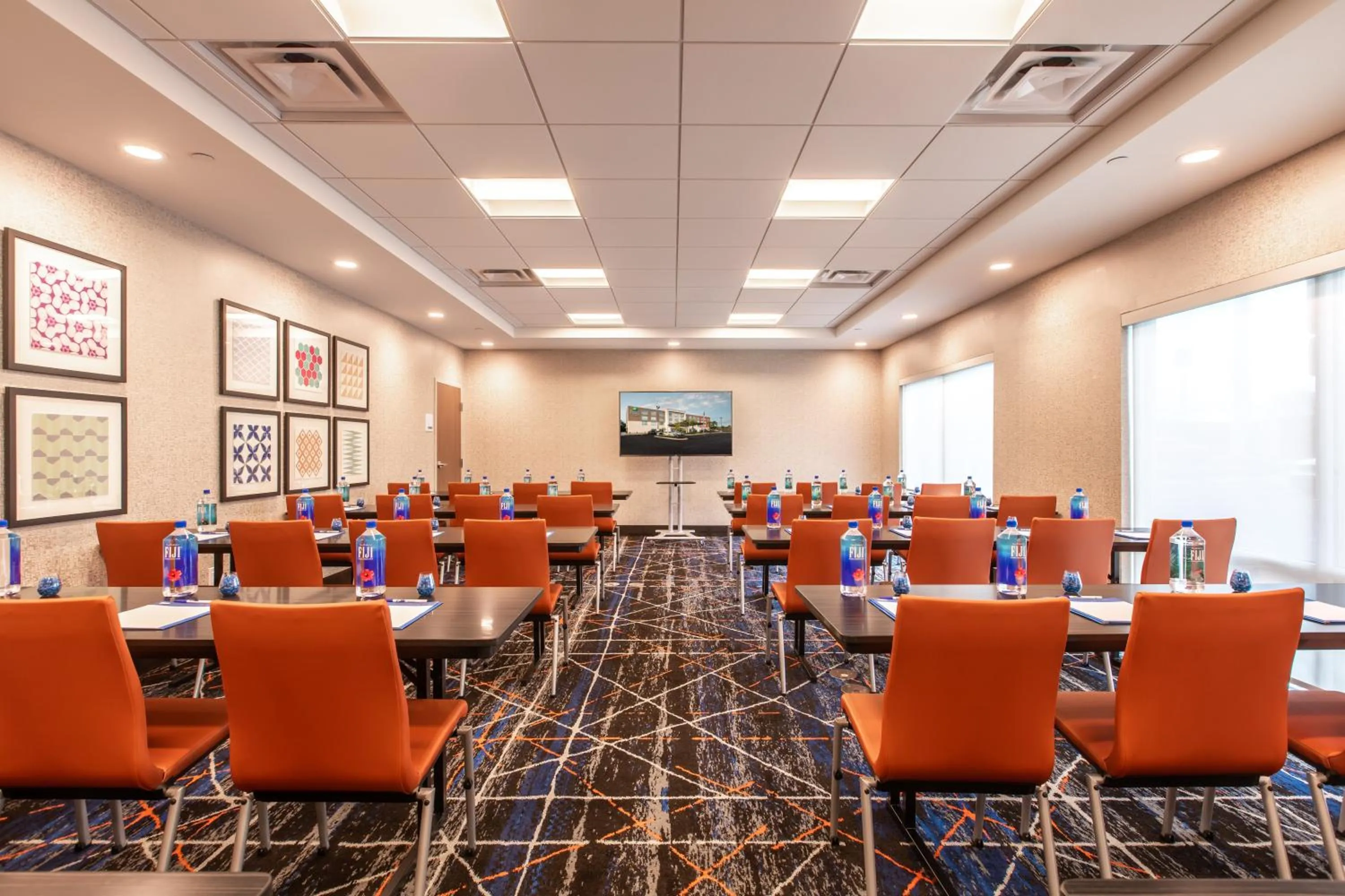Meeting/conference room in Holiday Inn Express & Suites Gainesville - Lake Lanier Area by IHG