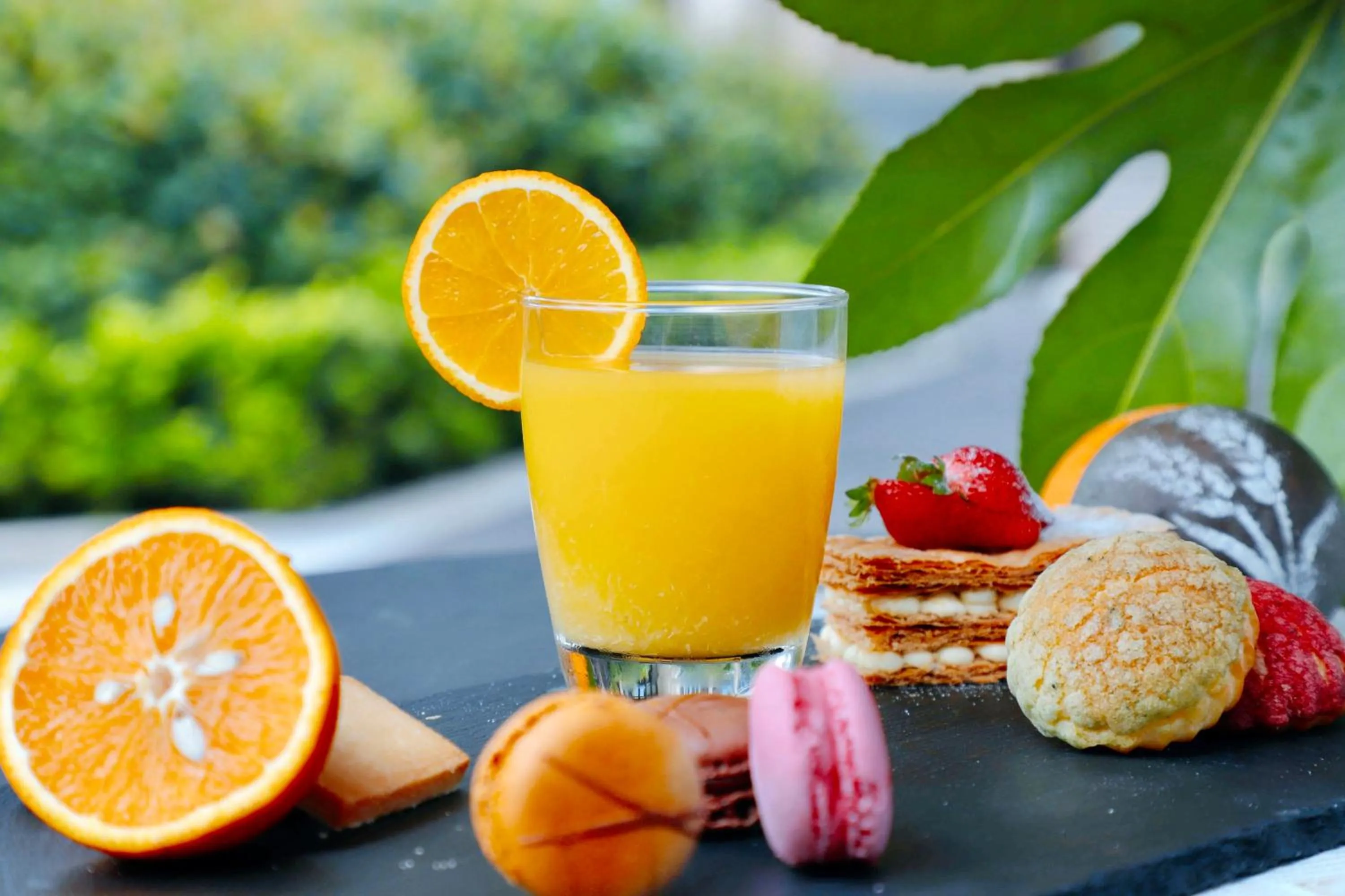 Photo of the whole room in Crowne Plaza Nanchang Wanli by IHG