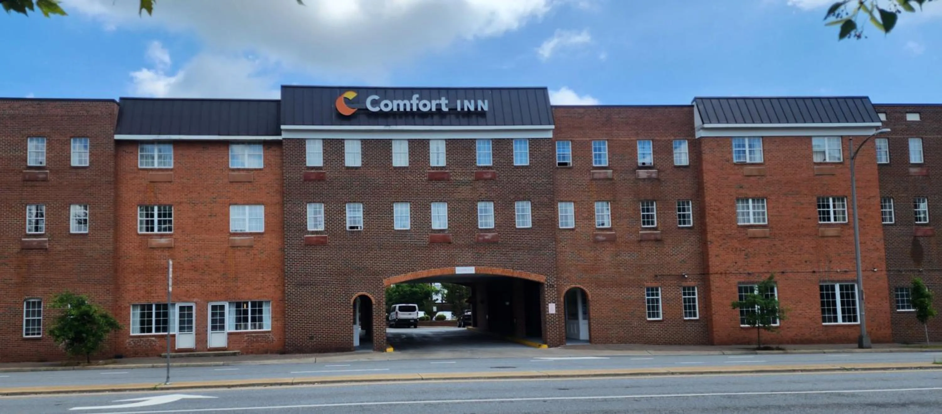 Property building in Comfort Inn Ballston