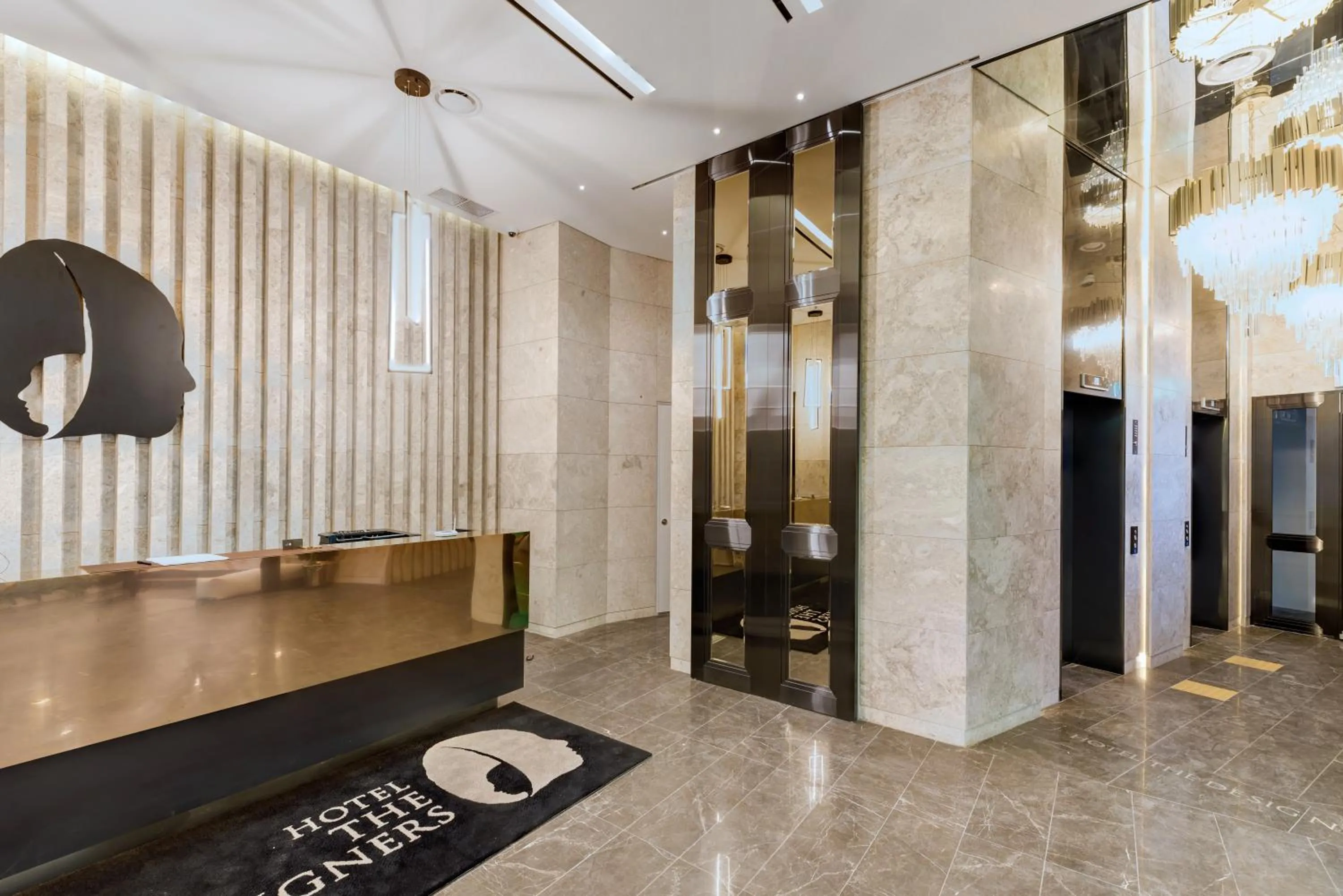 Facade/entrance in Hotel The Designers DDP