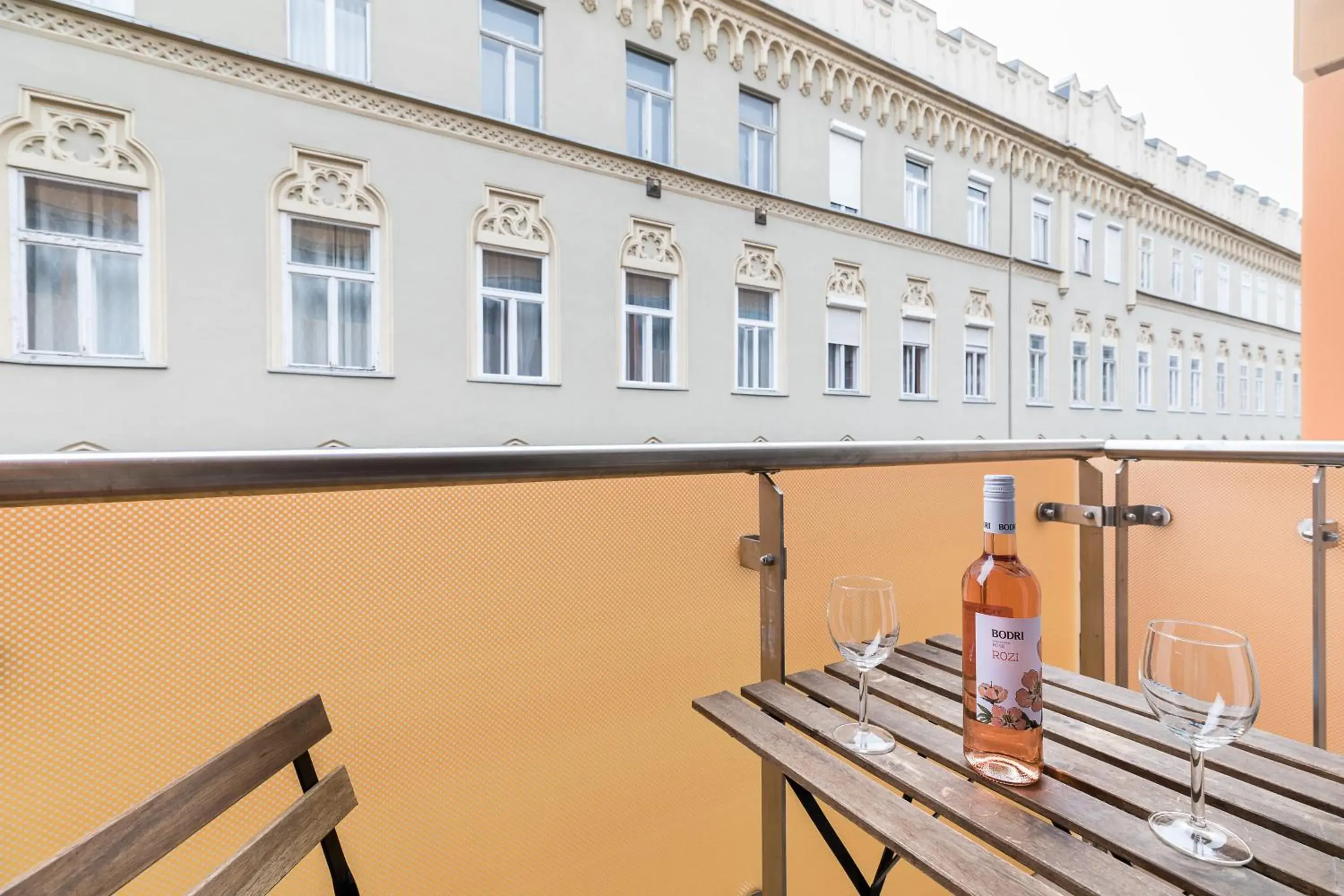 View (from property/room) in SWU Broadway View (from property/room) in SWU Broadway