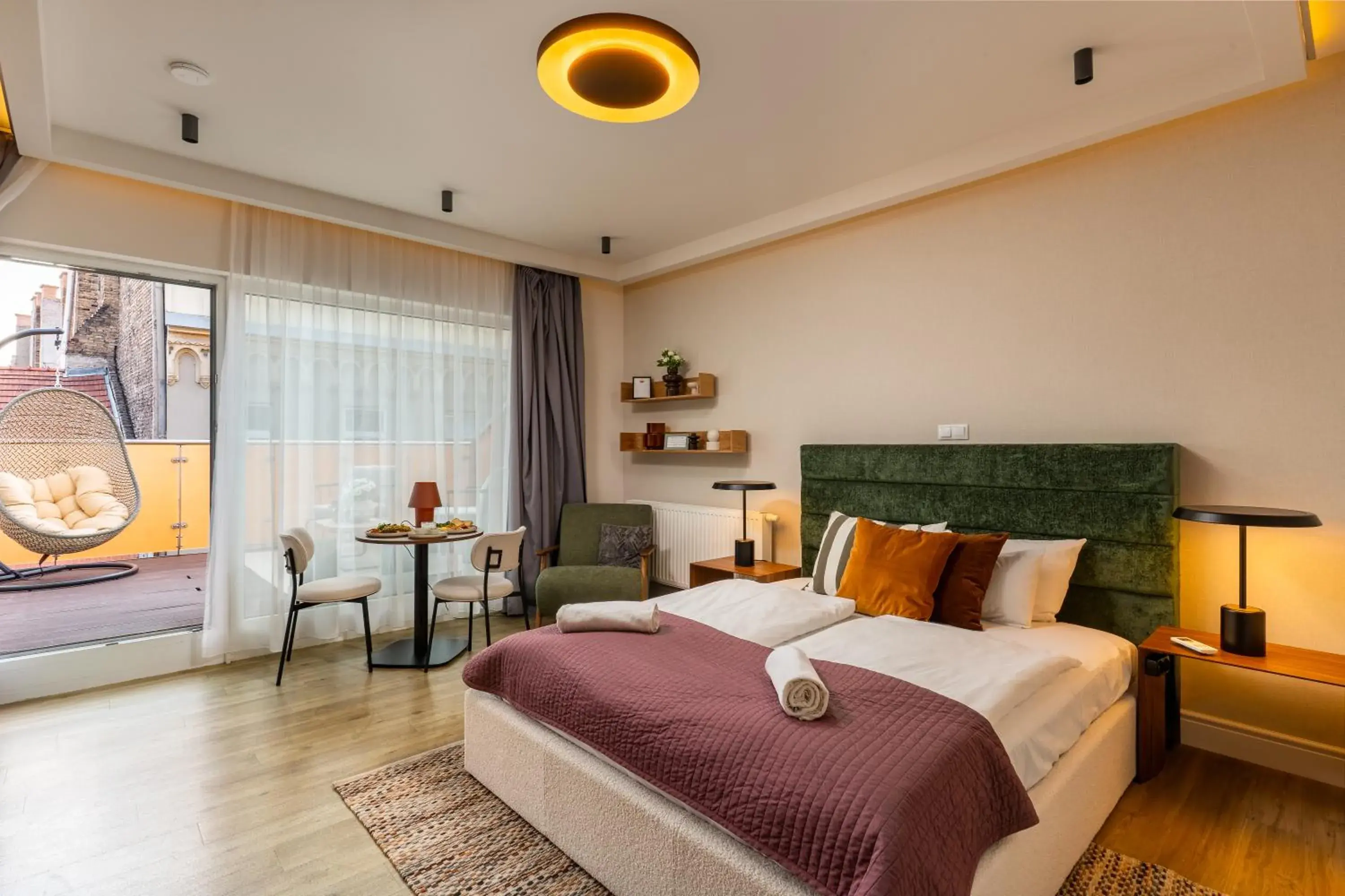 Bedroom, Bed in SWU Broadway Bedroom, Bed in SWU Broadway