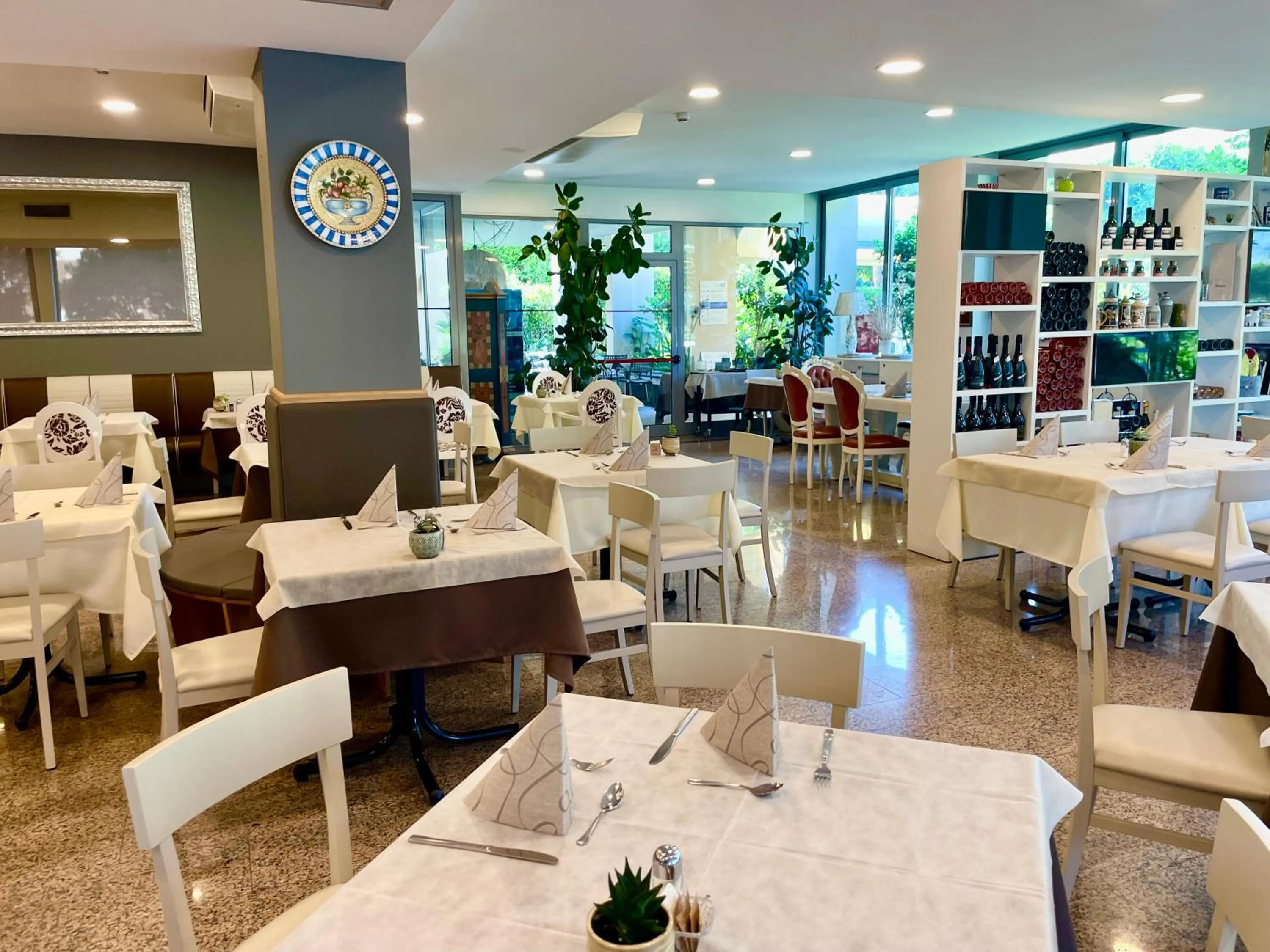 Breakfast in Hotel Alfieri