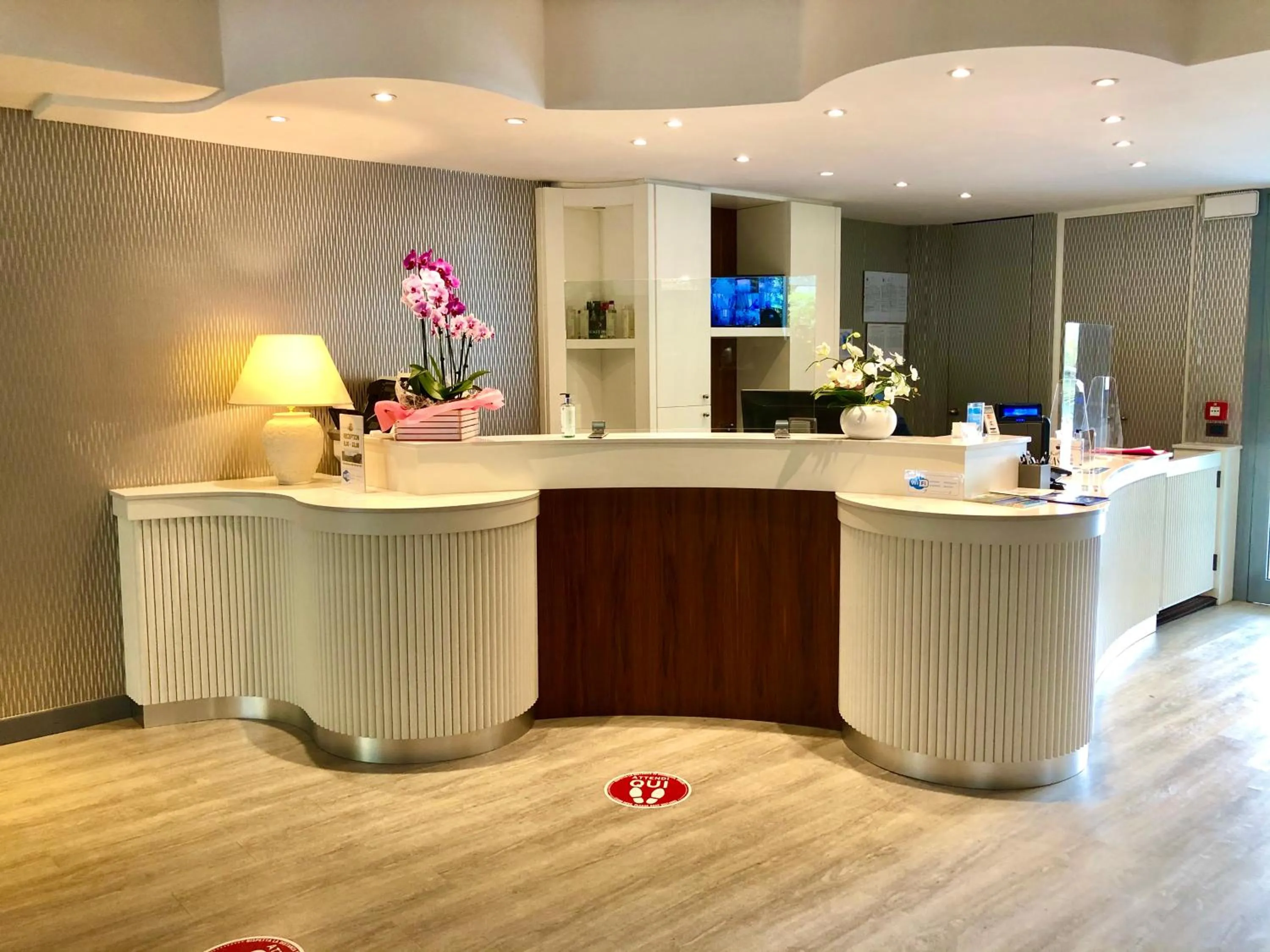 Lobby or reception in Hotel Alfieri