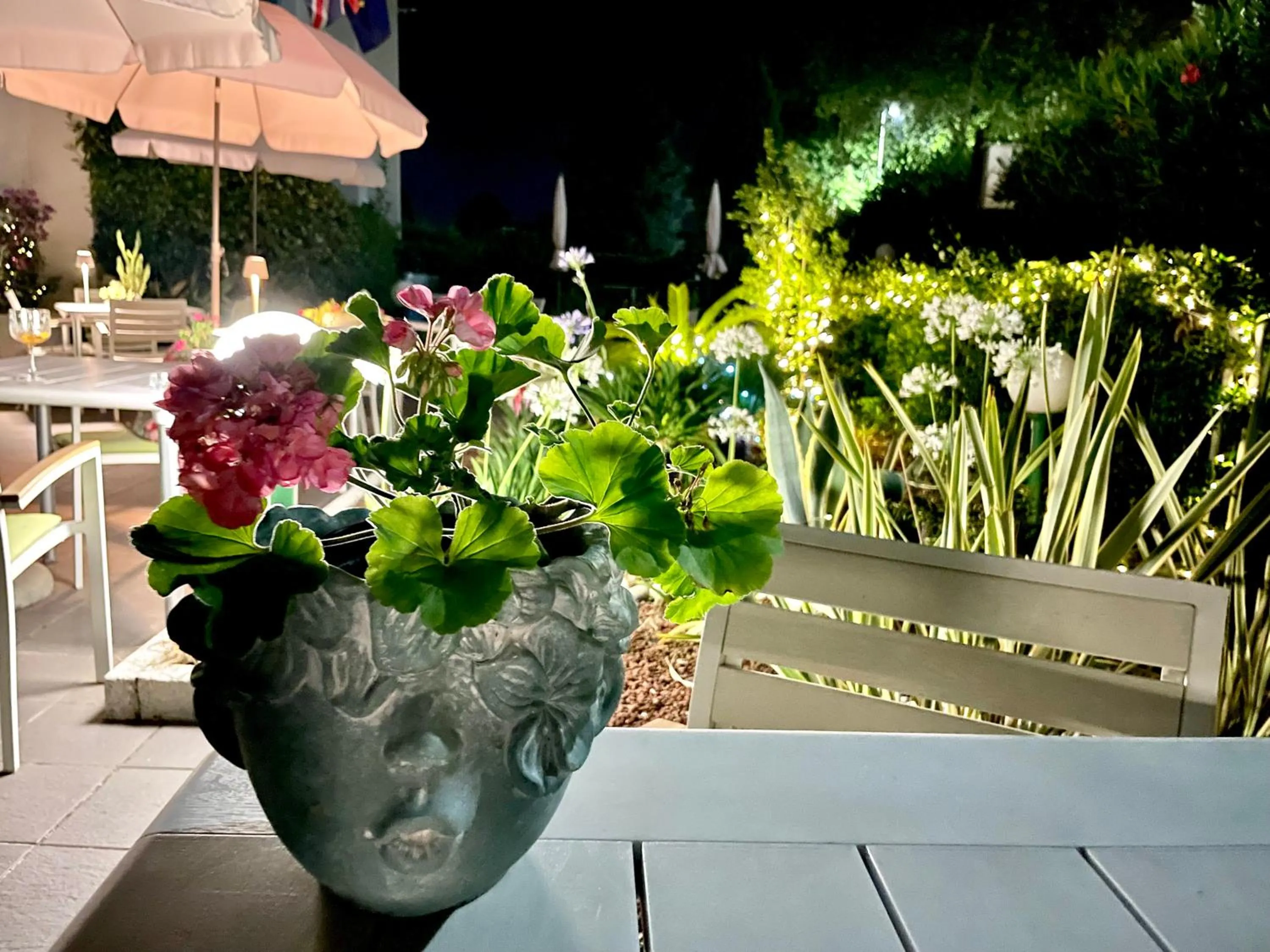 Garden in Hotel Alfieri