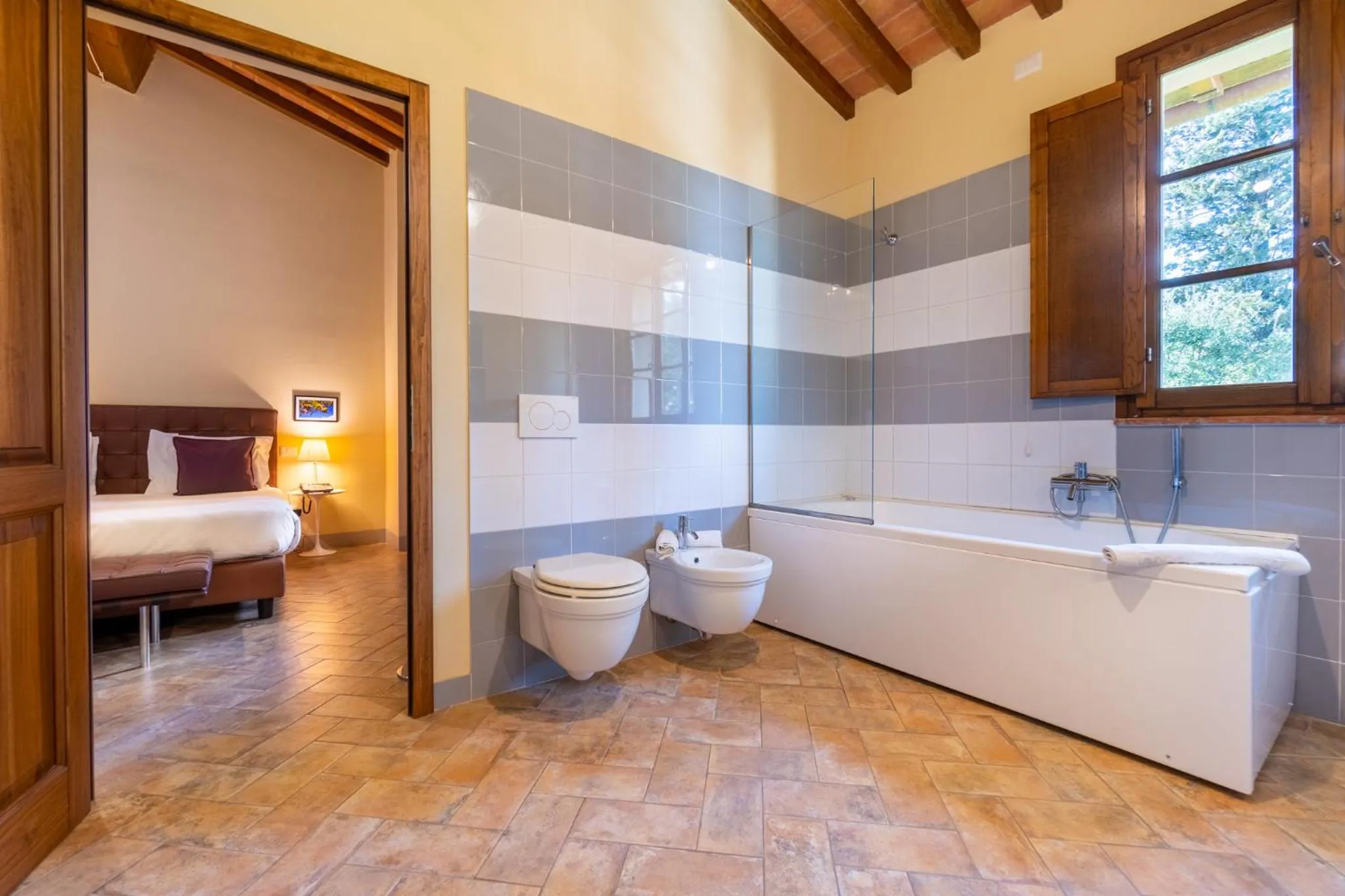 Shower, Bed in Boccioleto Resort - Place of Charme