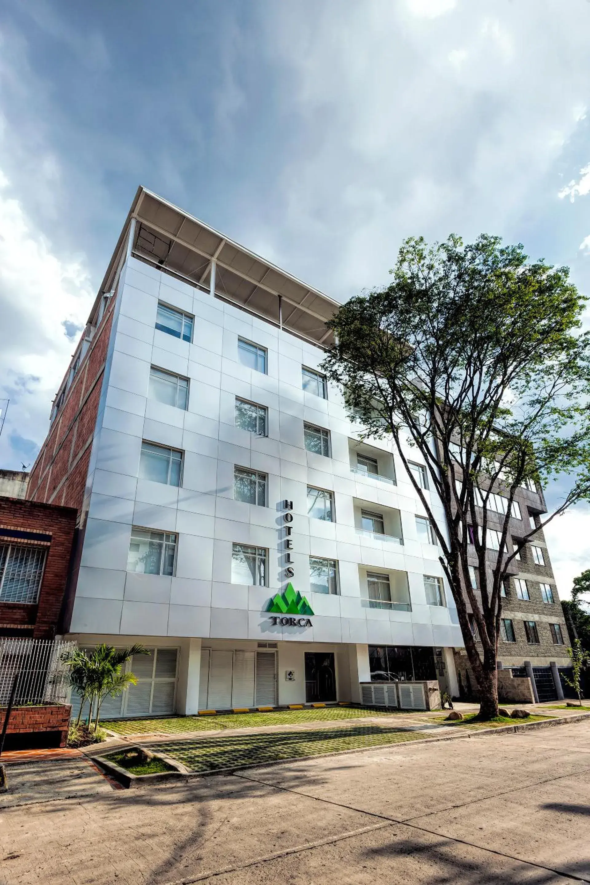 Facade/entrance in Torca Hotel Facade/entrance in Torca Hotel