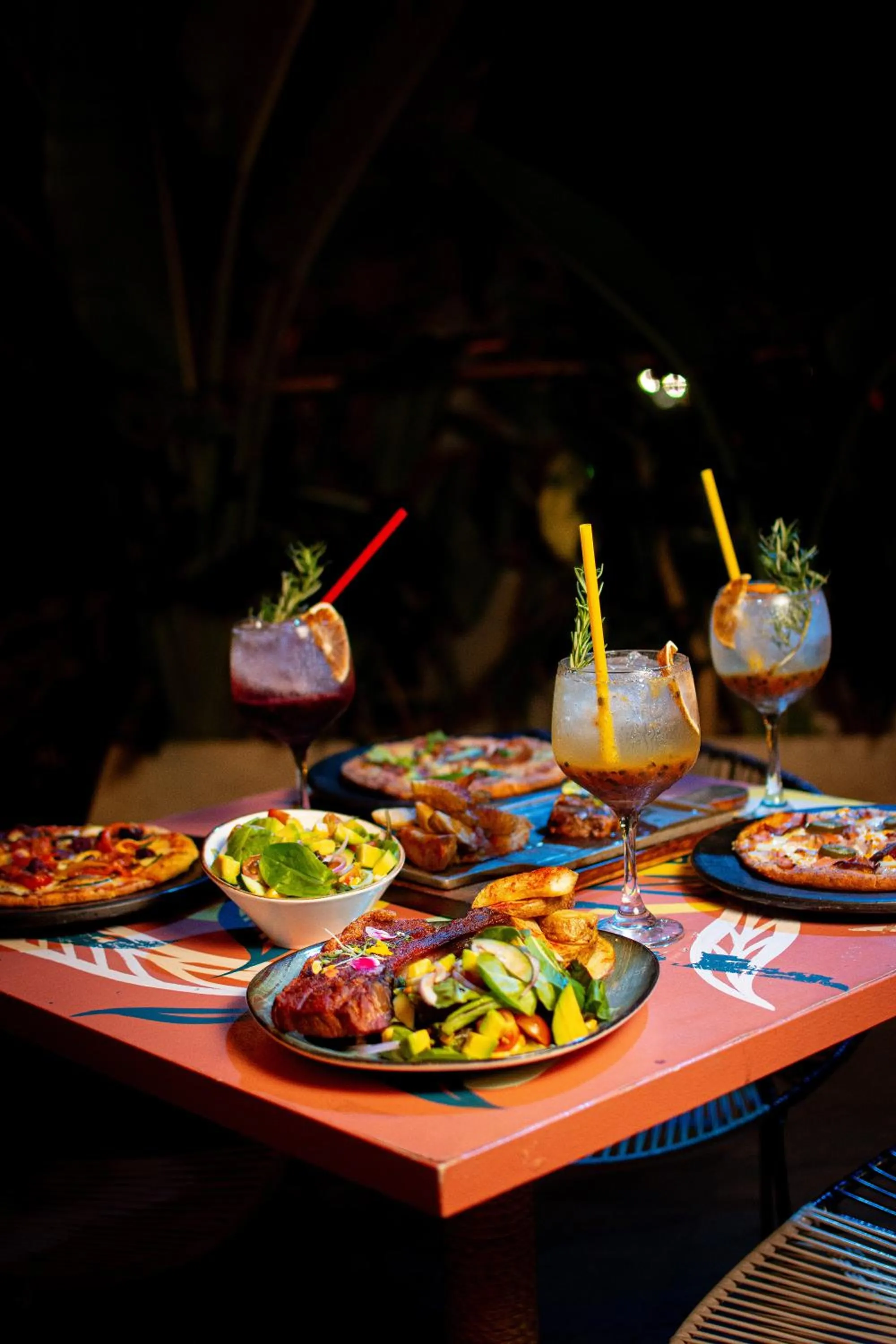 Restaurant/places to eat in Torca Hotel