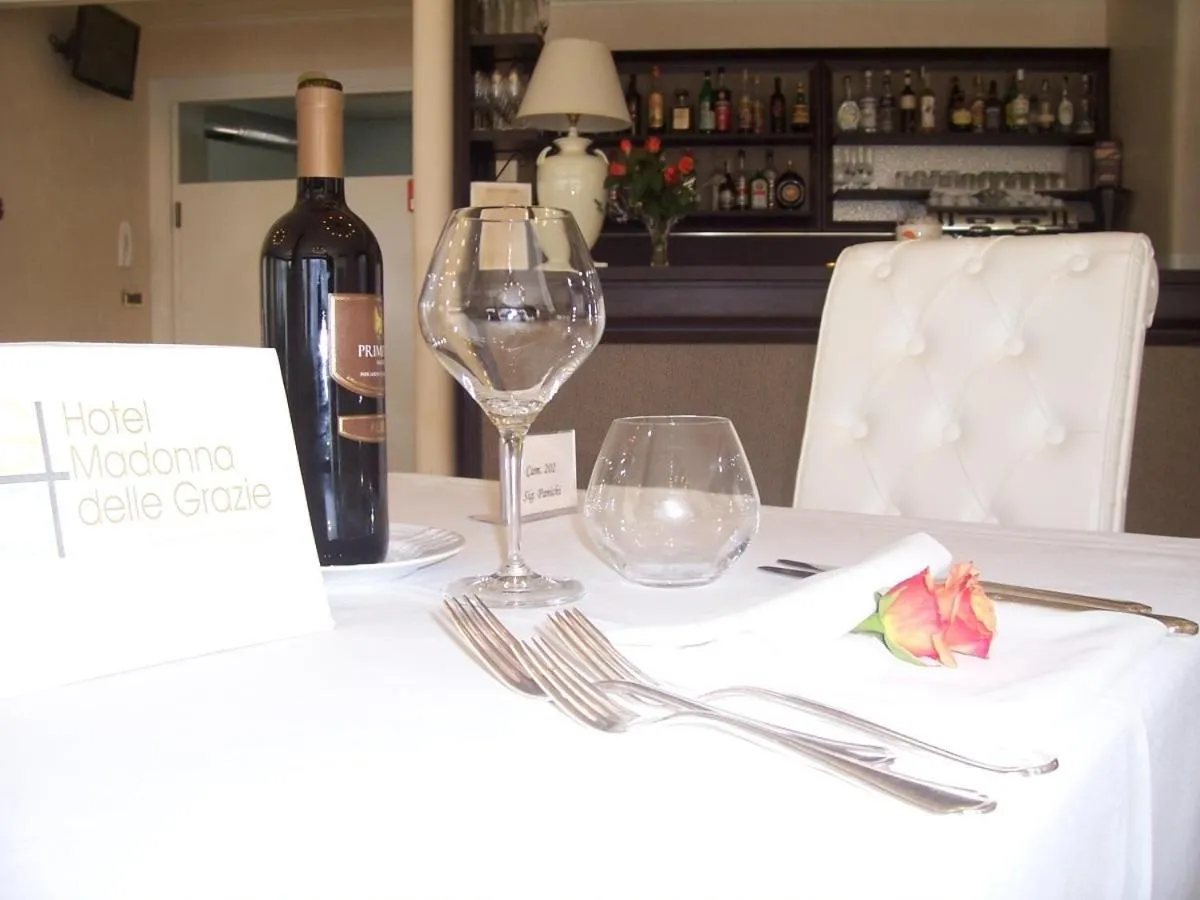 Restaurant/places to eat in Hotel Madonna Delle Grazie