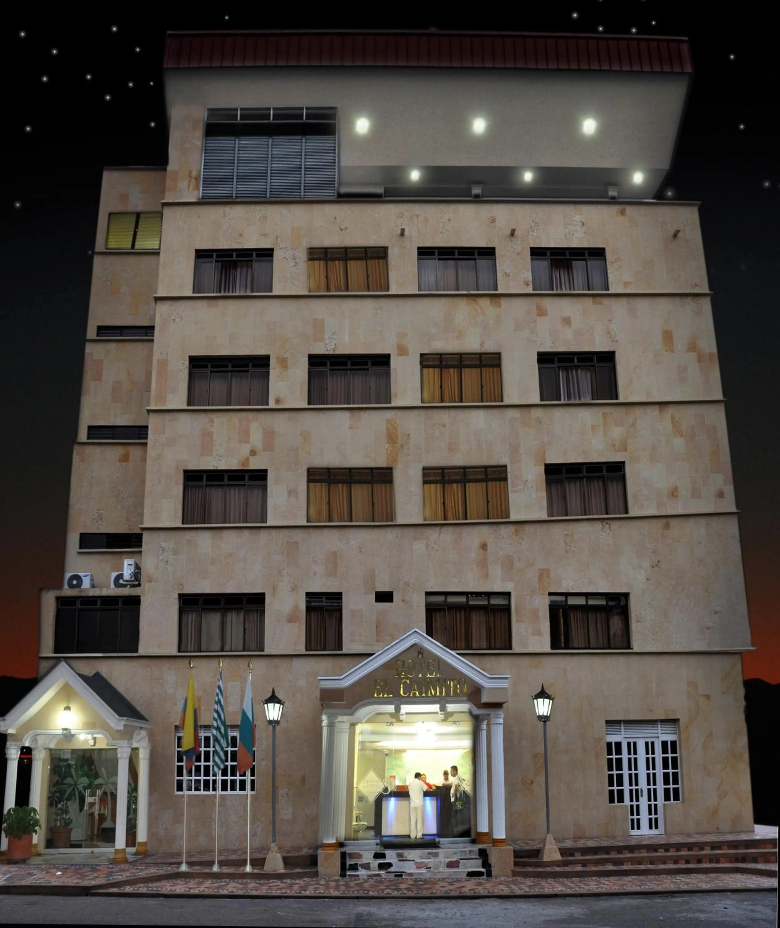 Property building in Hotel el Caimito