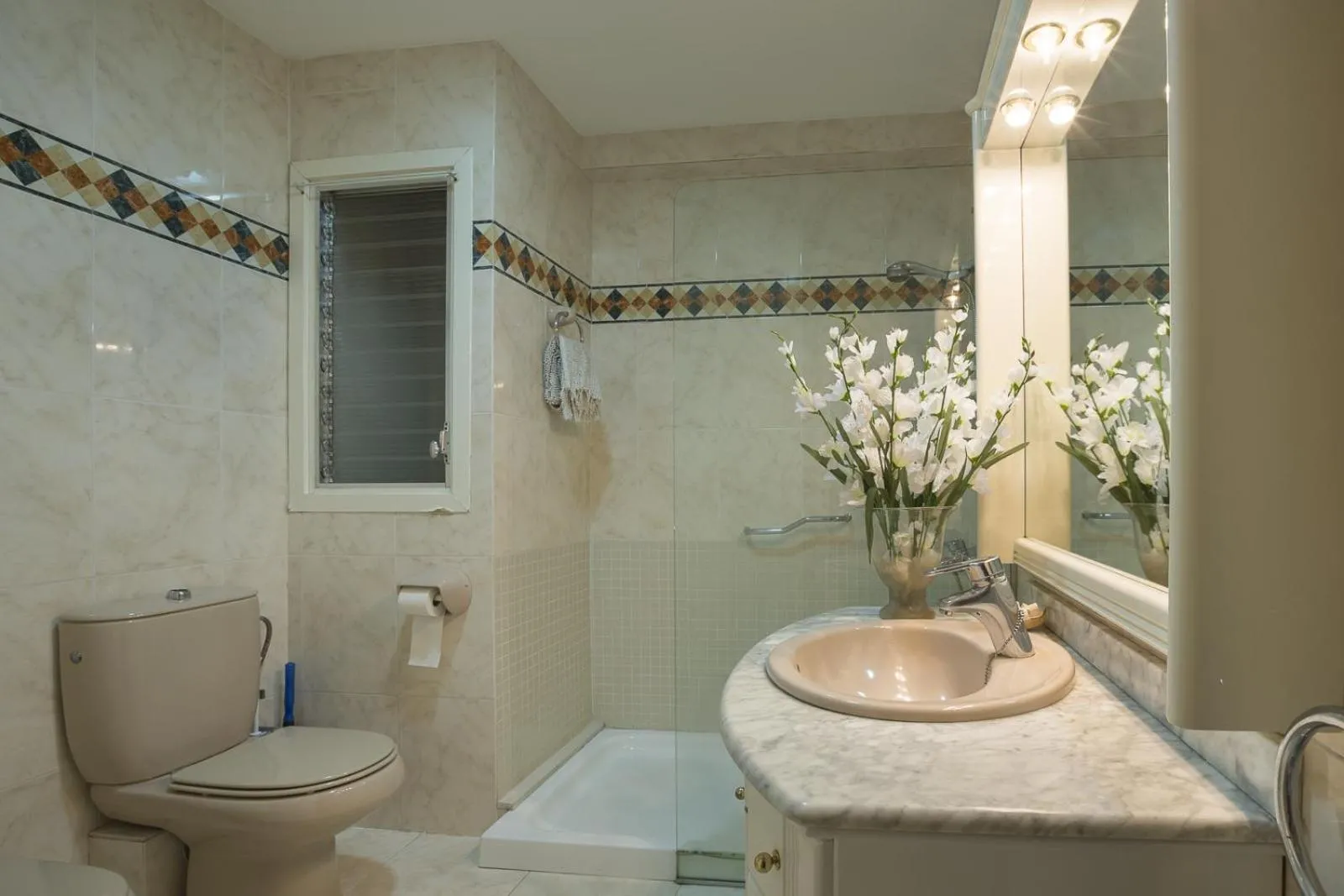 Bathroom in R54 Apartamento MONTSERRAT 11-2