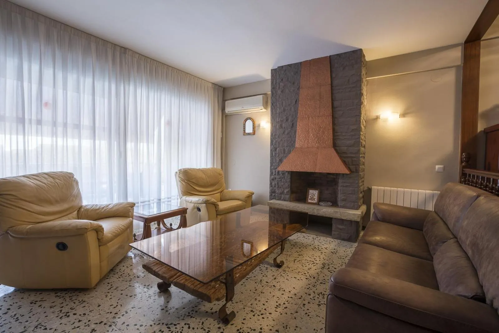 Communal lounge/ TV room in R54 Apartamento MONTSERRAT 11-2